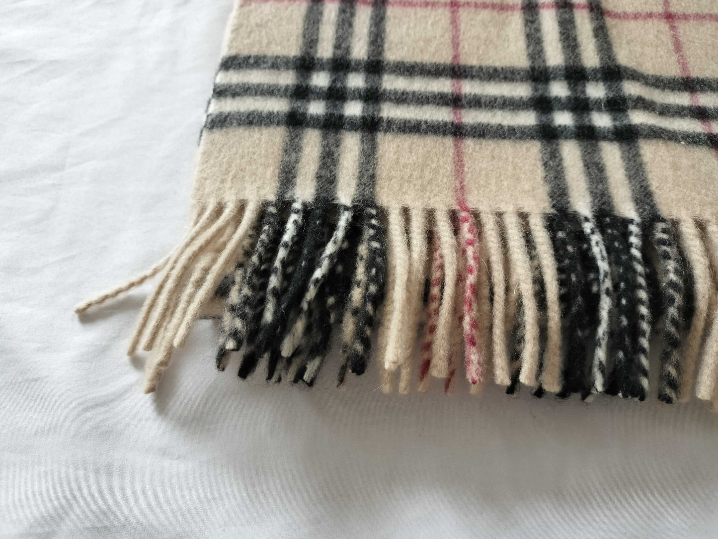 BURBERRY Cashmere Check Scarf