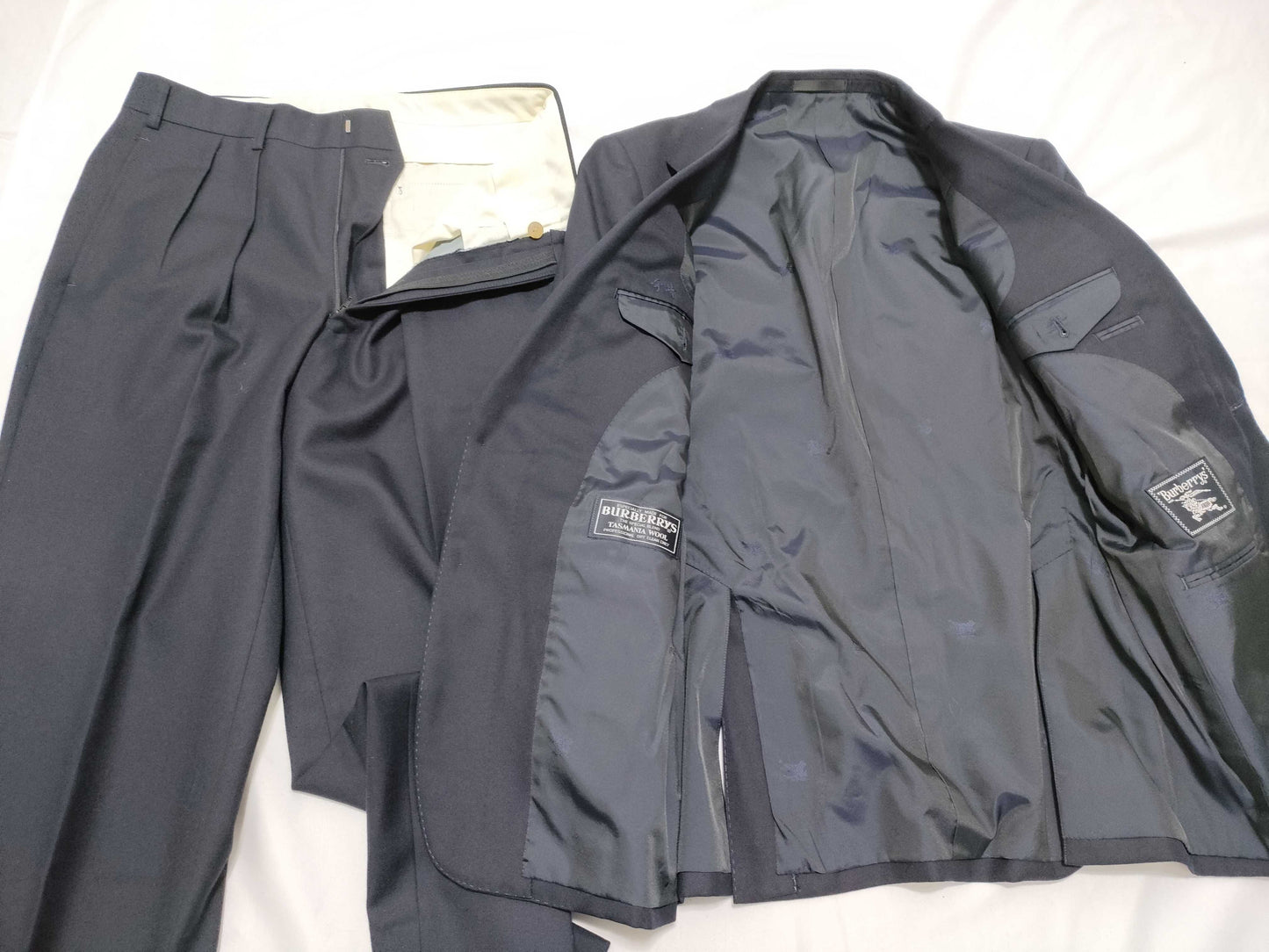 BURBERRY Suits and other apparel