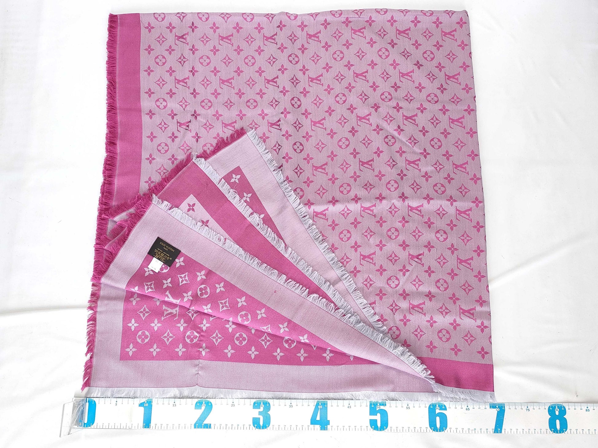 LOUIS VUITTON Monogram M70273 Monogram Shawl Stole Other Apparel