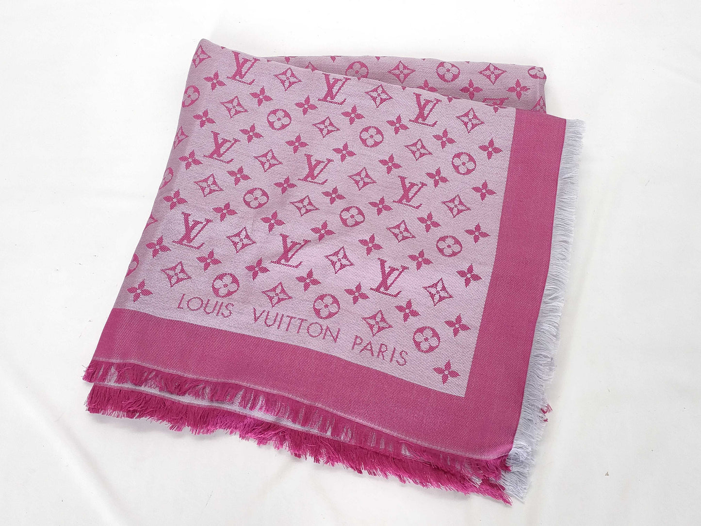 LOUIS VUITTON Monogram M70273 Monogram Shawl Stole Other Apparel