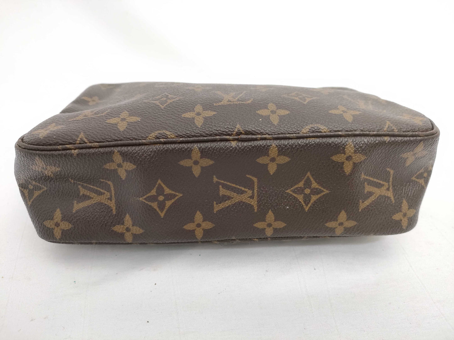 LOUIS VUITTON Monogram True Toilet 23 Second Bag