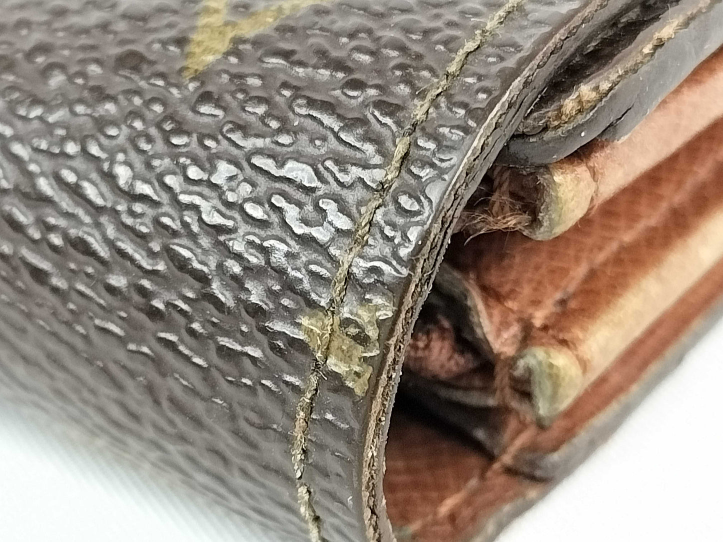 LOUIS VUITTON Monogram Portefeuille Sarah Wallet