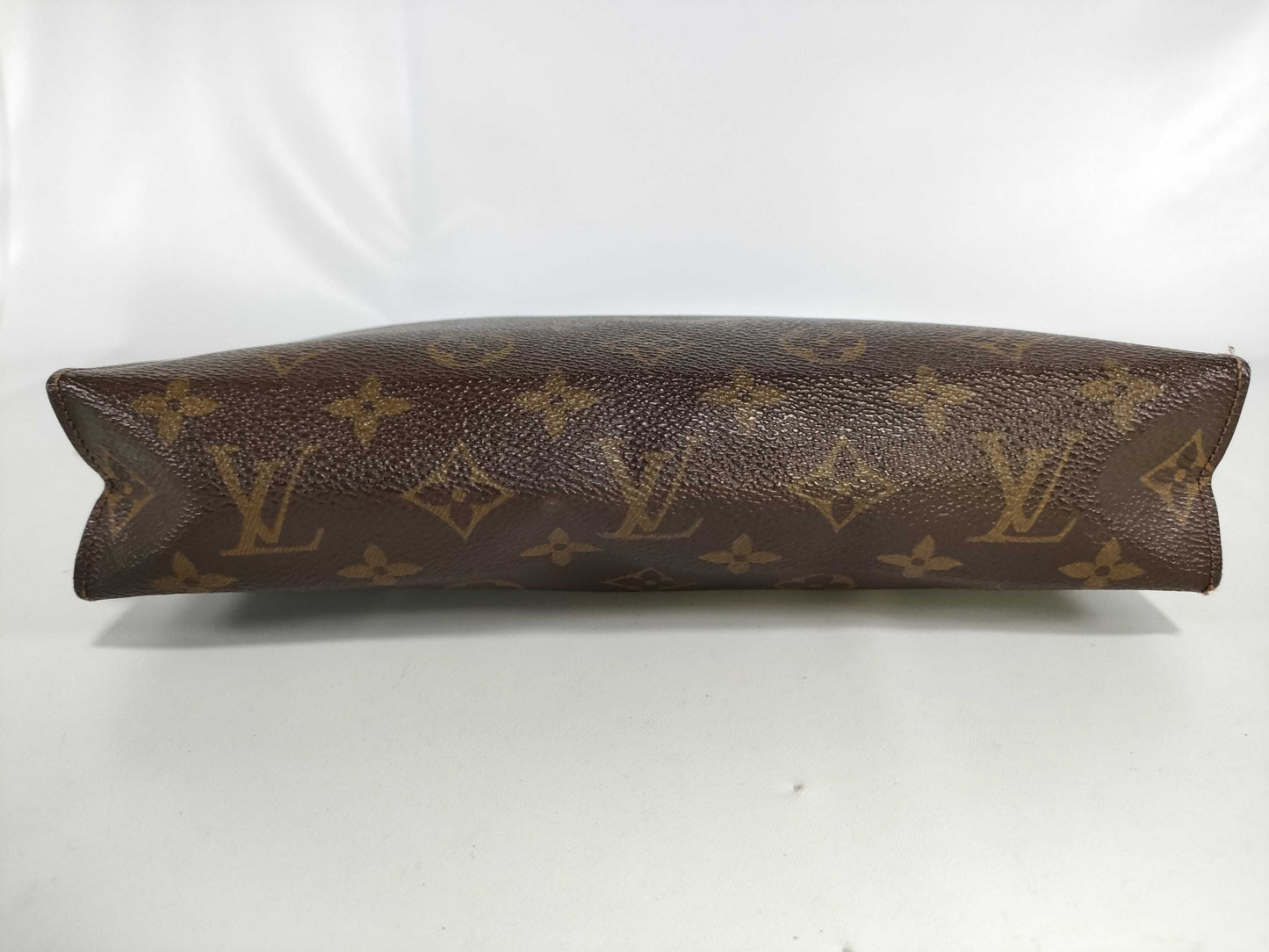 LOUIS VUITTON Monogram M47542 Poche Toilette 26 Pouch