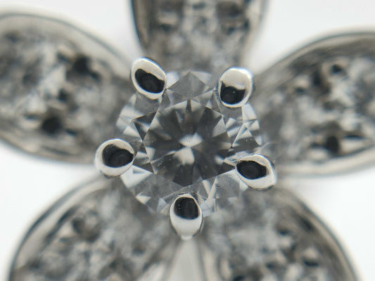 Van Cleef&Arpels Socrates Diamonds WG AU750 3.2g Earrings