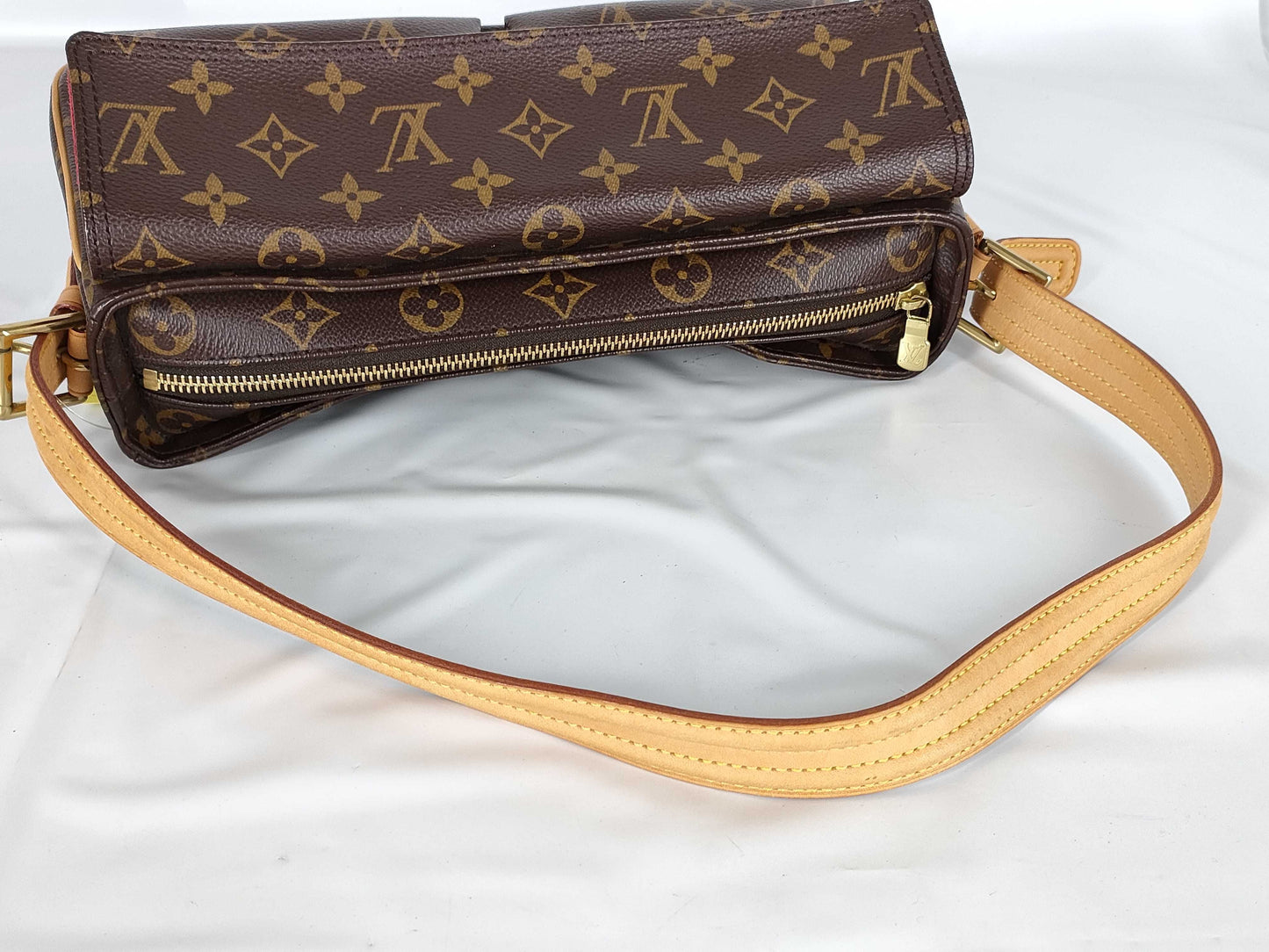 LOUIS VUITTON Monogram M51164 Viva Cite MM Shoulder Bag