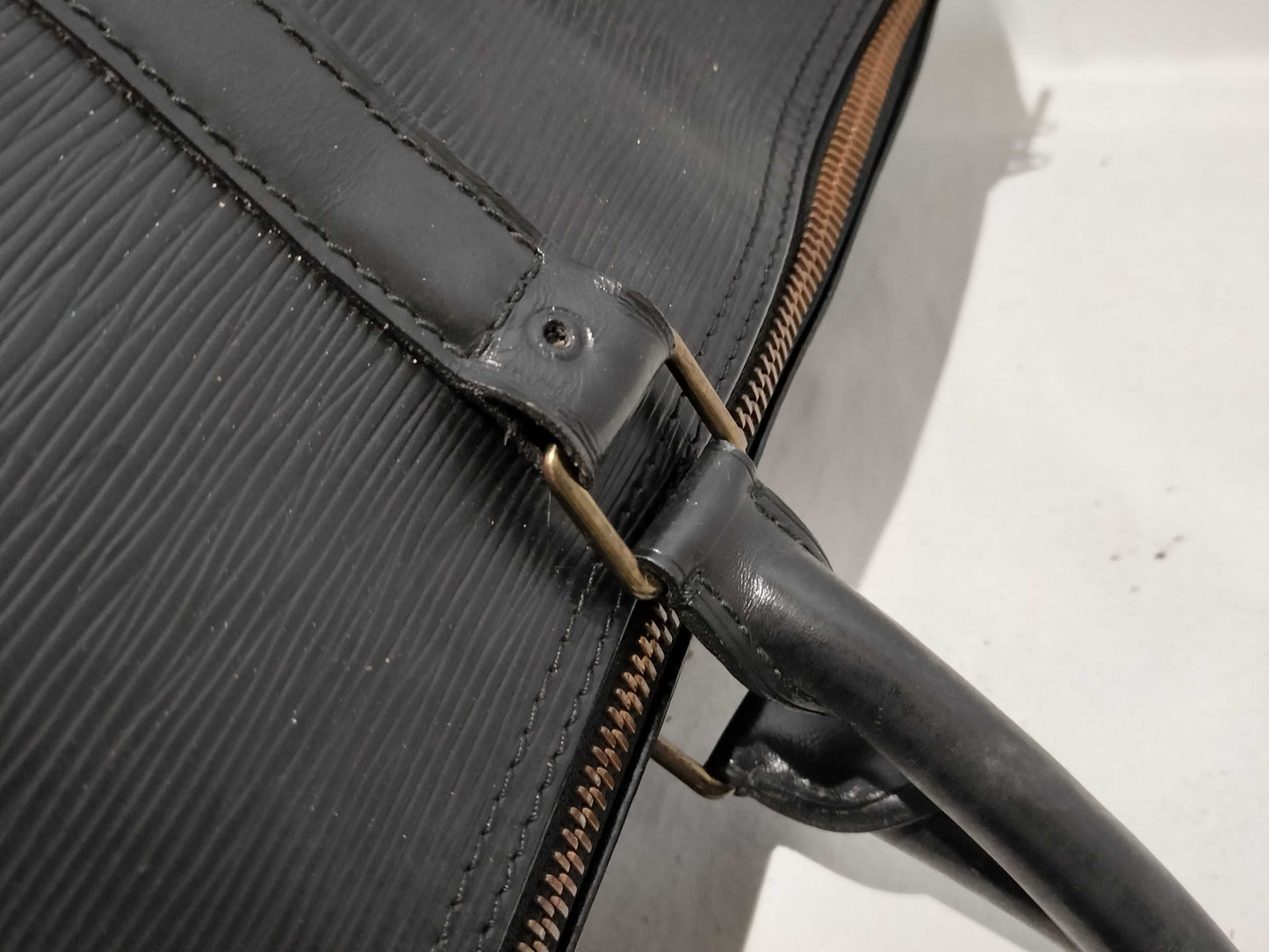 LOUIS VUITTON Epi Keepall 60 Boston Bag M42942