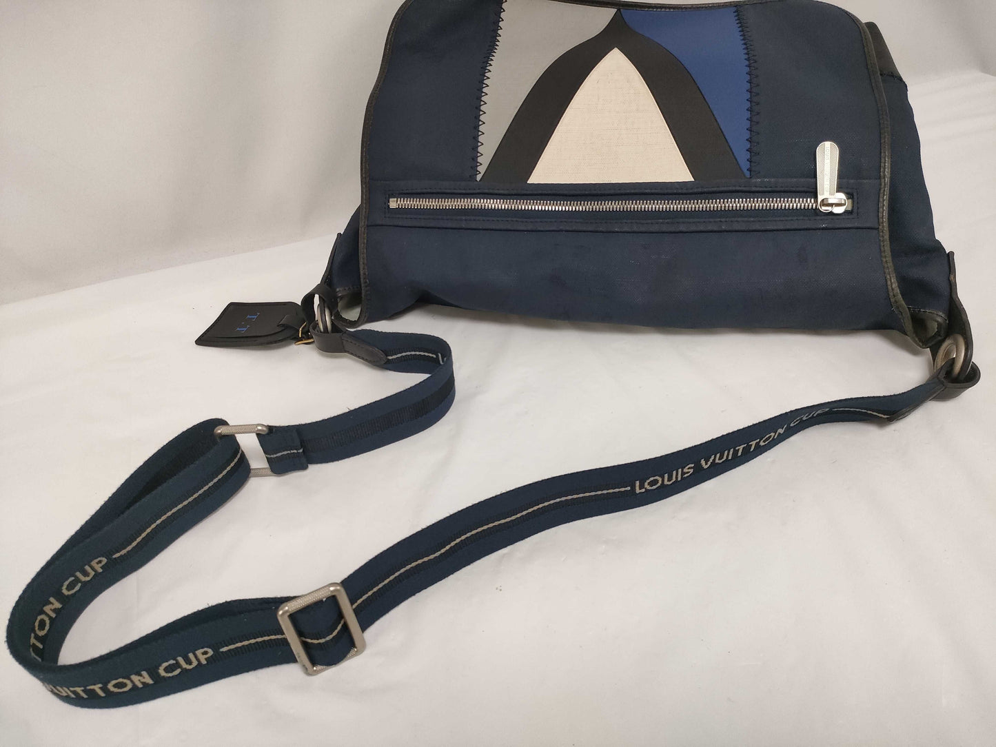 LOUIS VUITTON Altimon Messenger M80705 Shoulder Bag