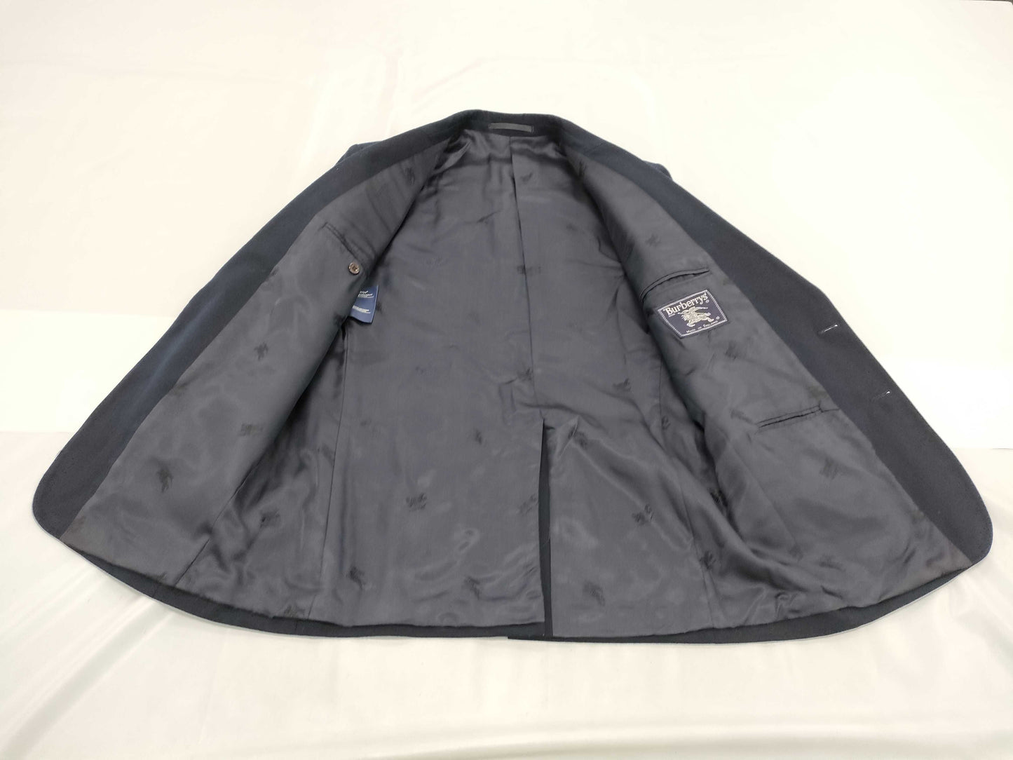 BURBERRY Emblem Jacket