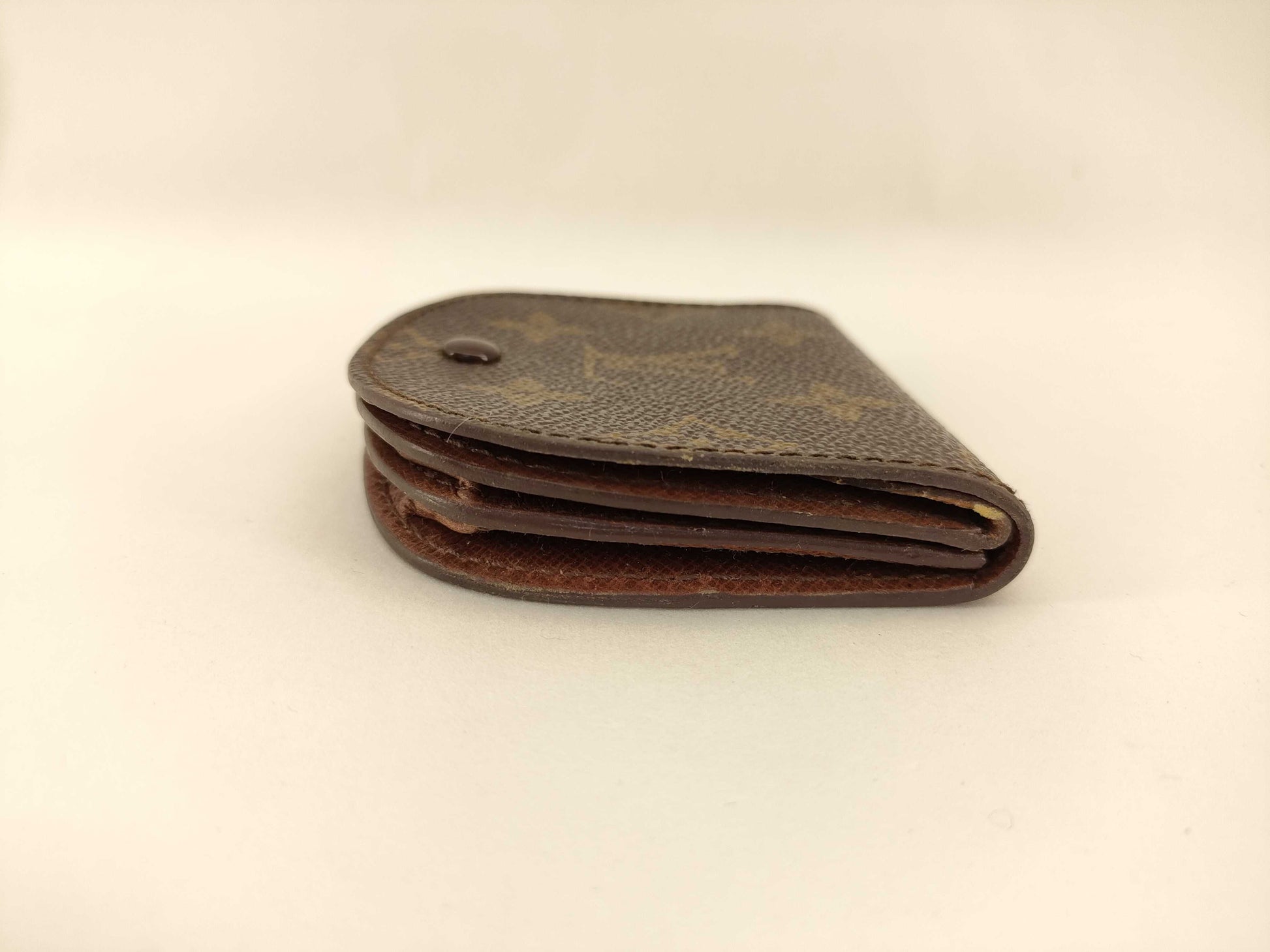 LOUIS VUITTON Monogram Porte Monnaie Coin Case