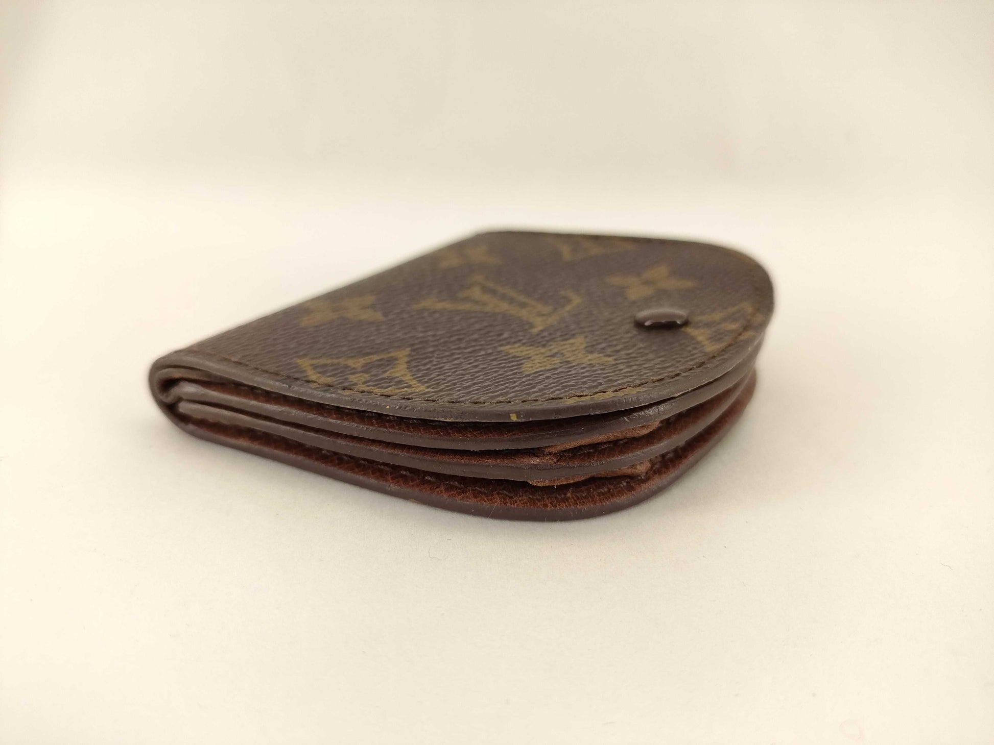 LOUIS VUITTON Monogram Porte Monnaie Coin Case