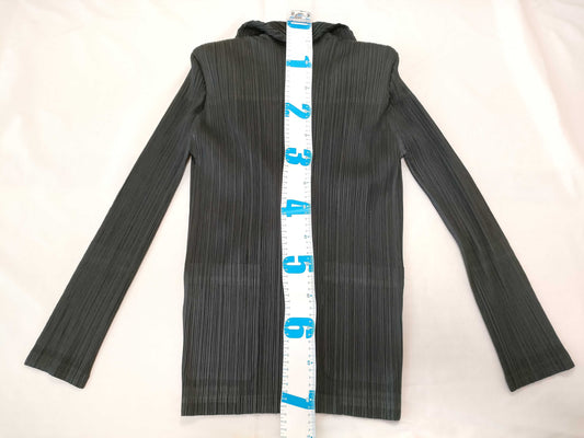 ISSEY MIYAKE Pleated Jacket