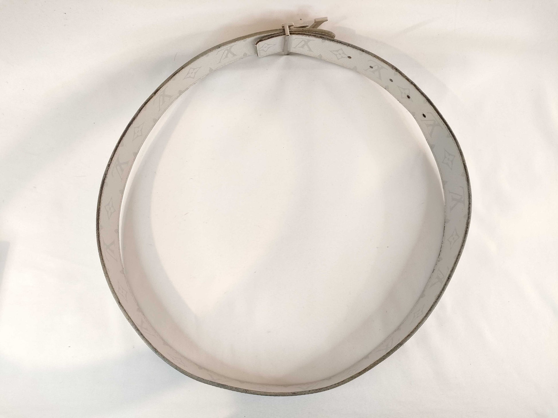 LOUIS VUITTON Monogram Santur Belt