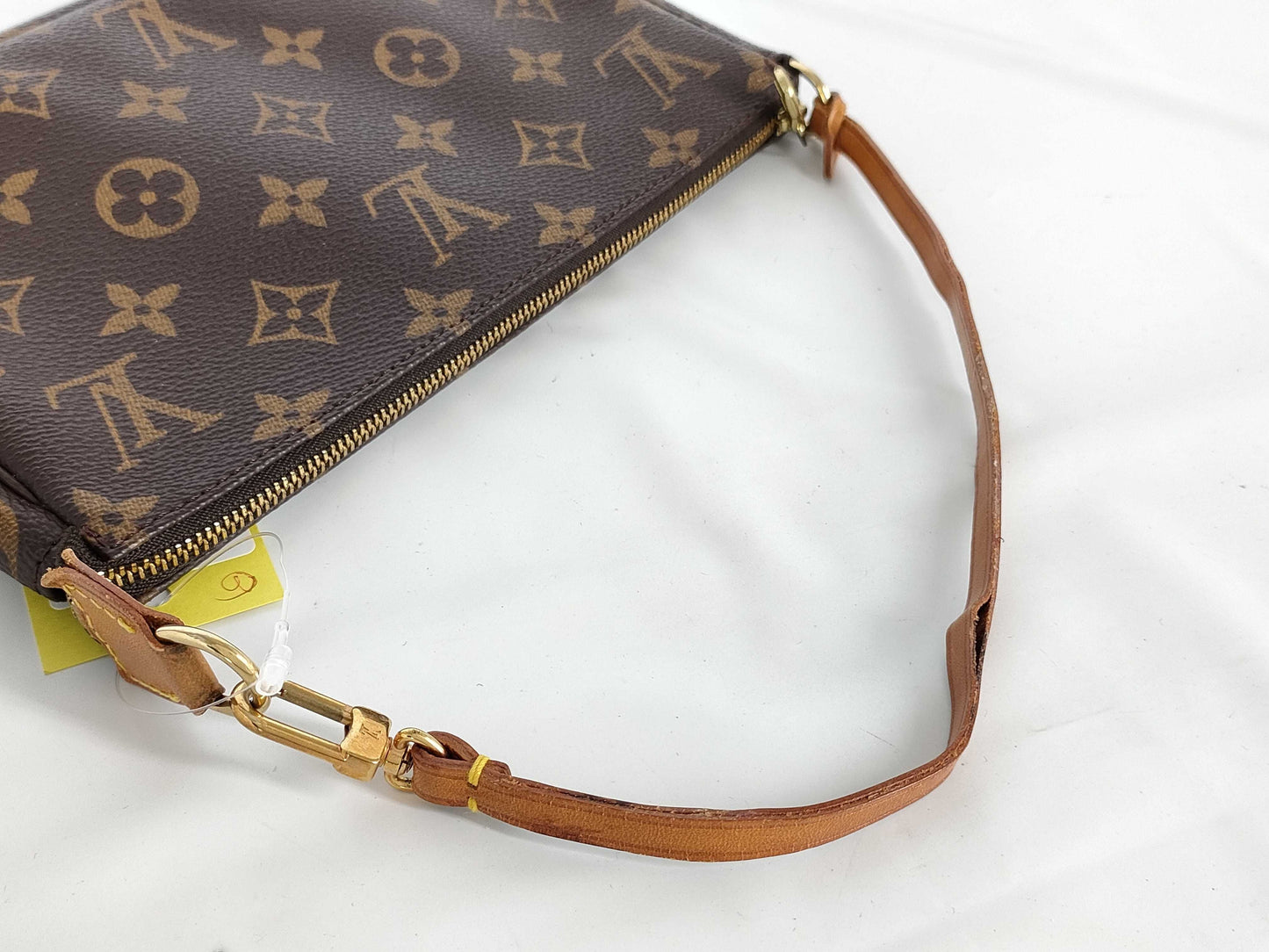 LOUIS VUITTON Monogram M40712 Pochette Accessoires Pouch