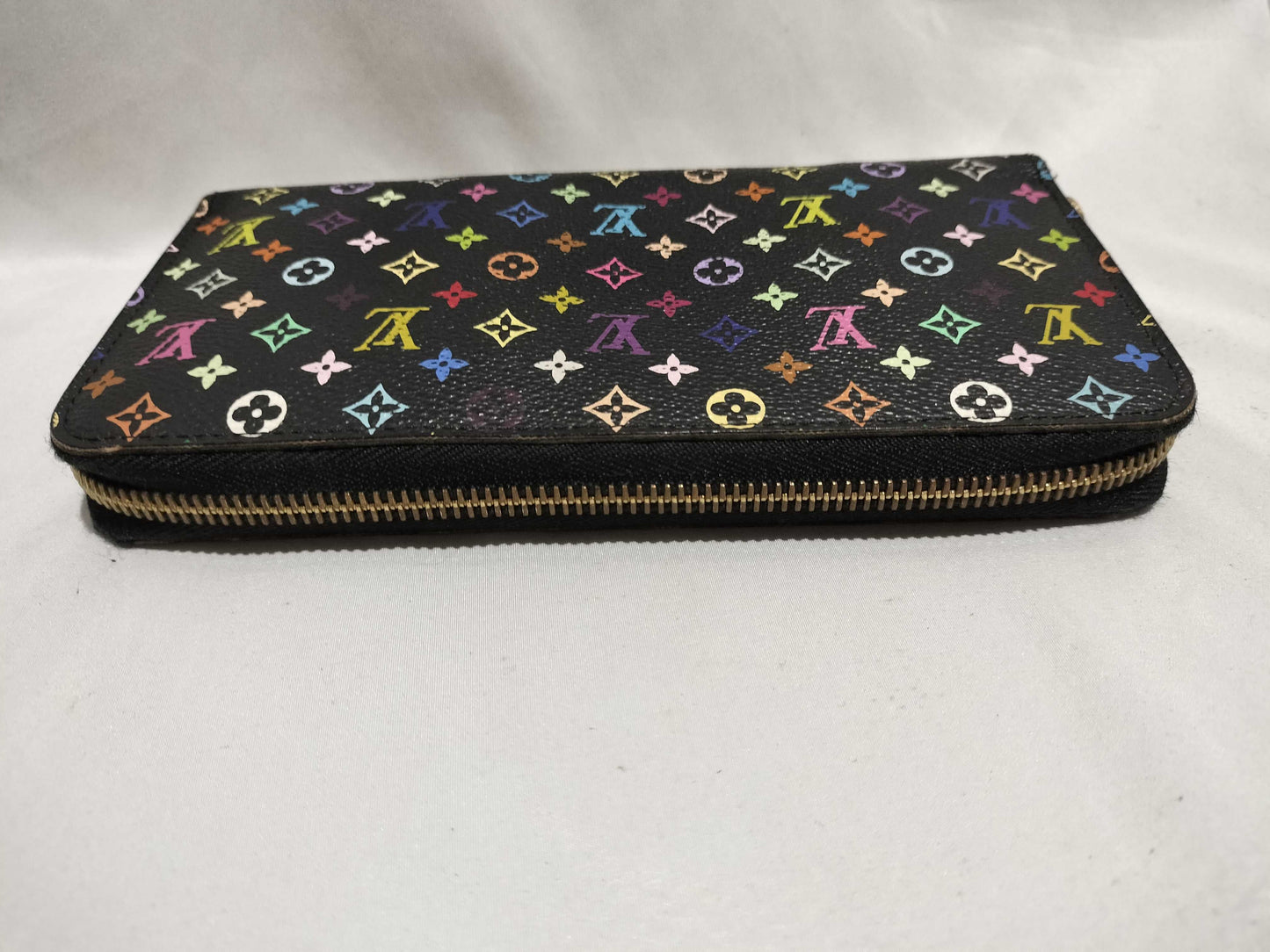 LOUIS VUITTON Monogram Multicolor Zippy Wallet