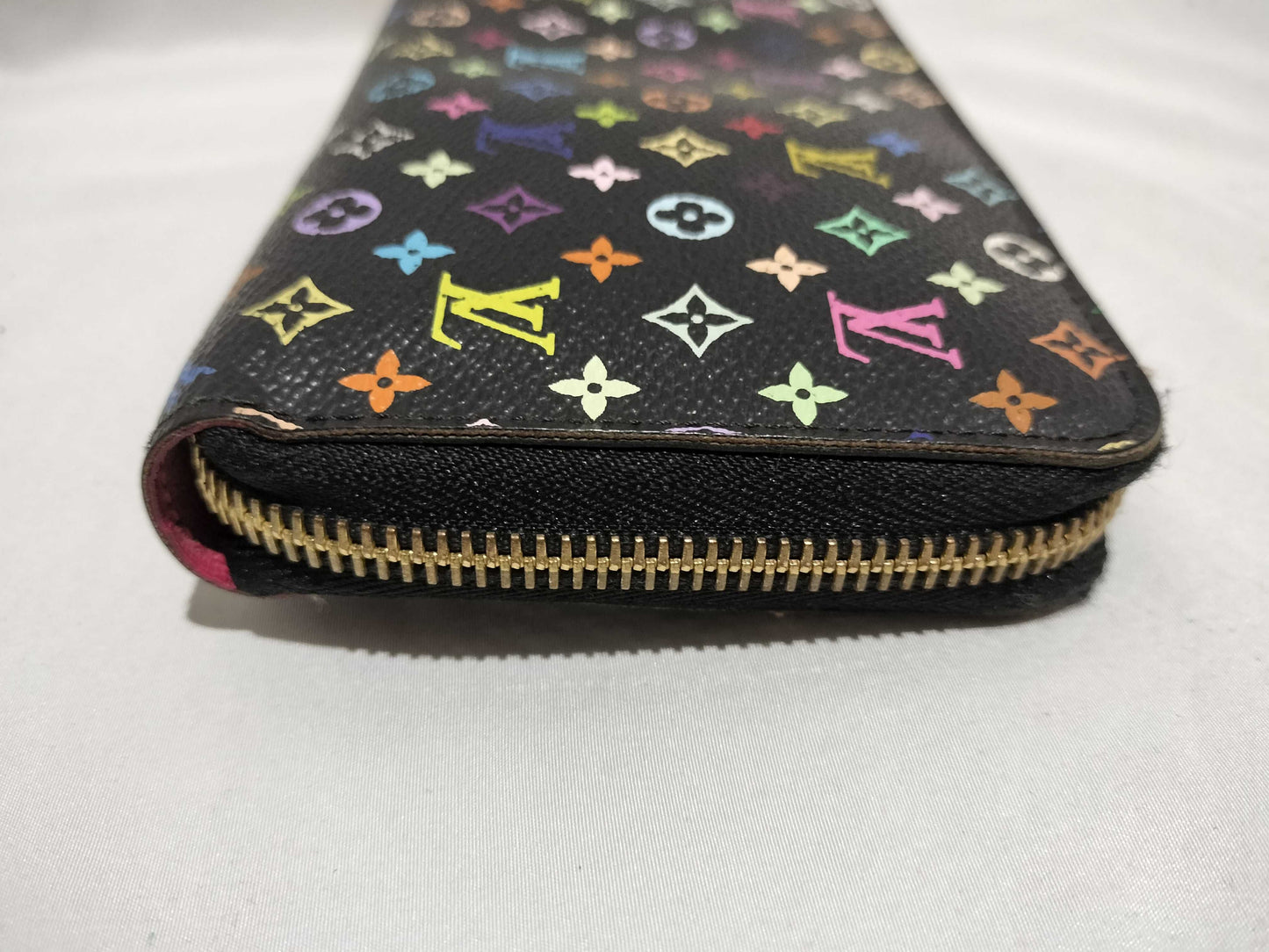 LOUIS VUITTON Monogram Multicolor Zippy Wallet