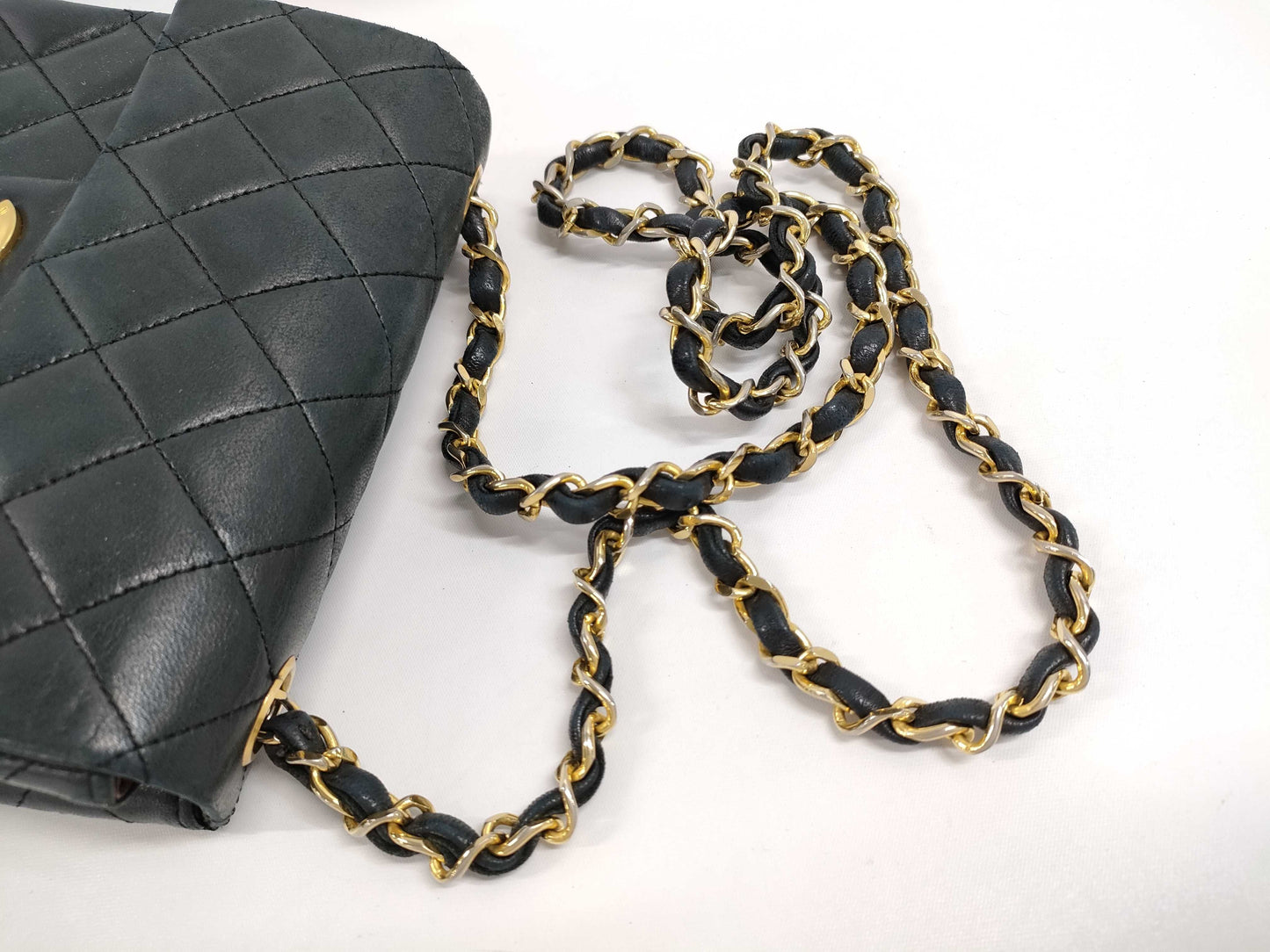 CHANEL Lambskin Matelasse 17 Shoulder Bag