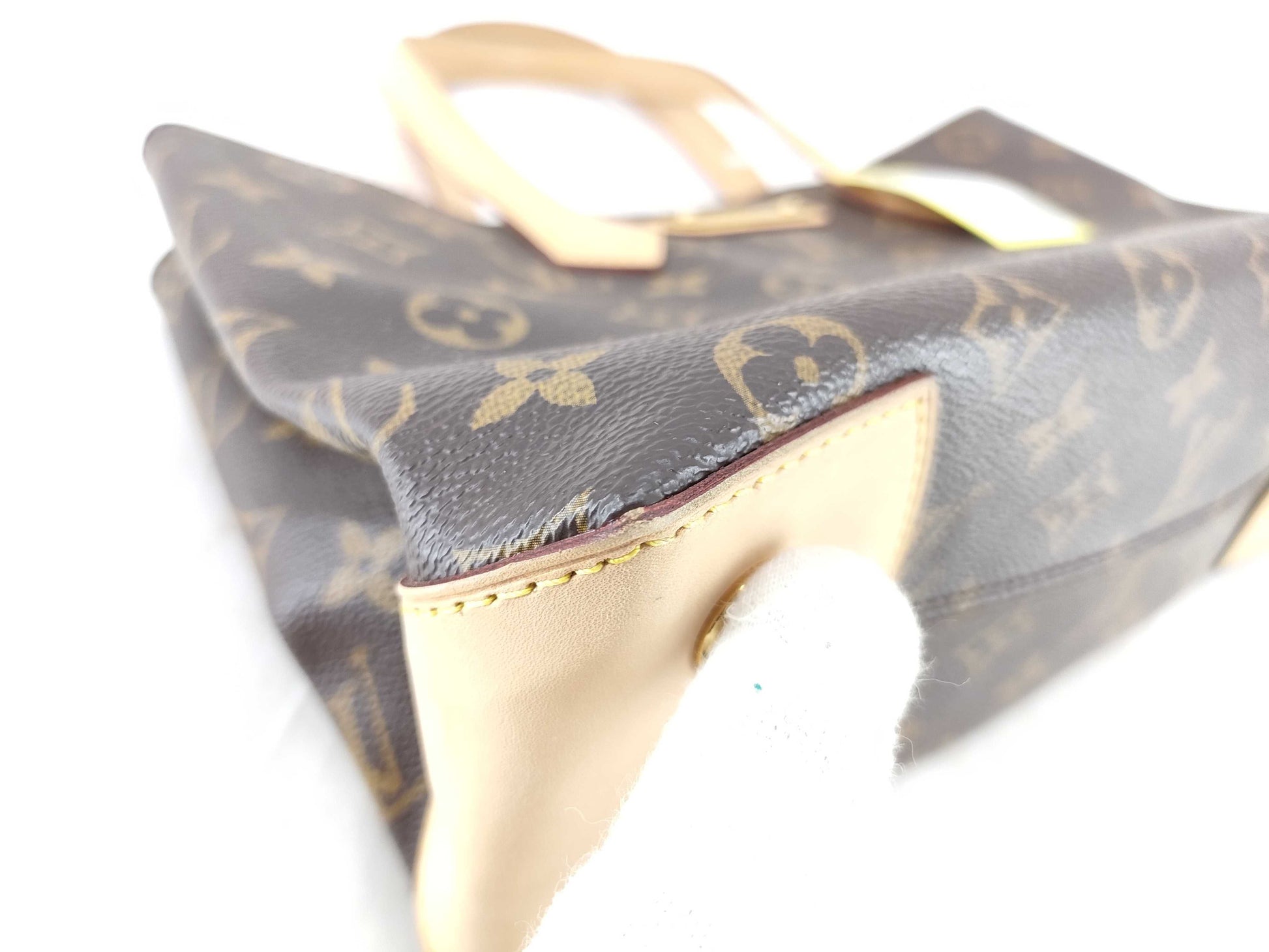 LOUIS VUITTON Monogram Wilshire Handbag