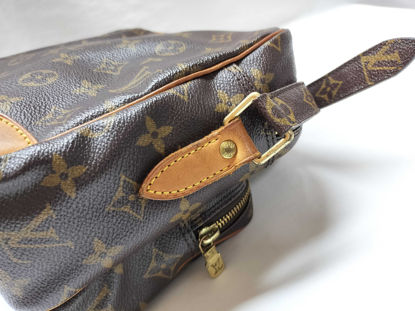 LOUIS VUITTON Monogram M45244 Nile Shoulder Bag