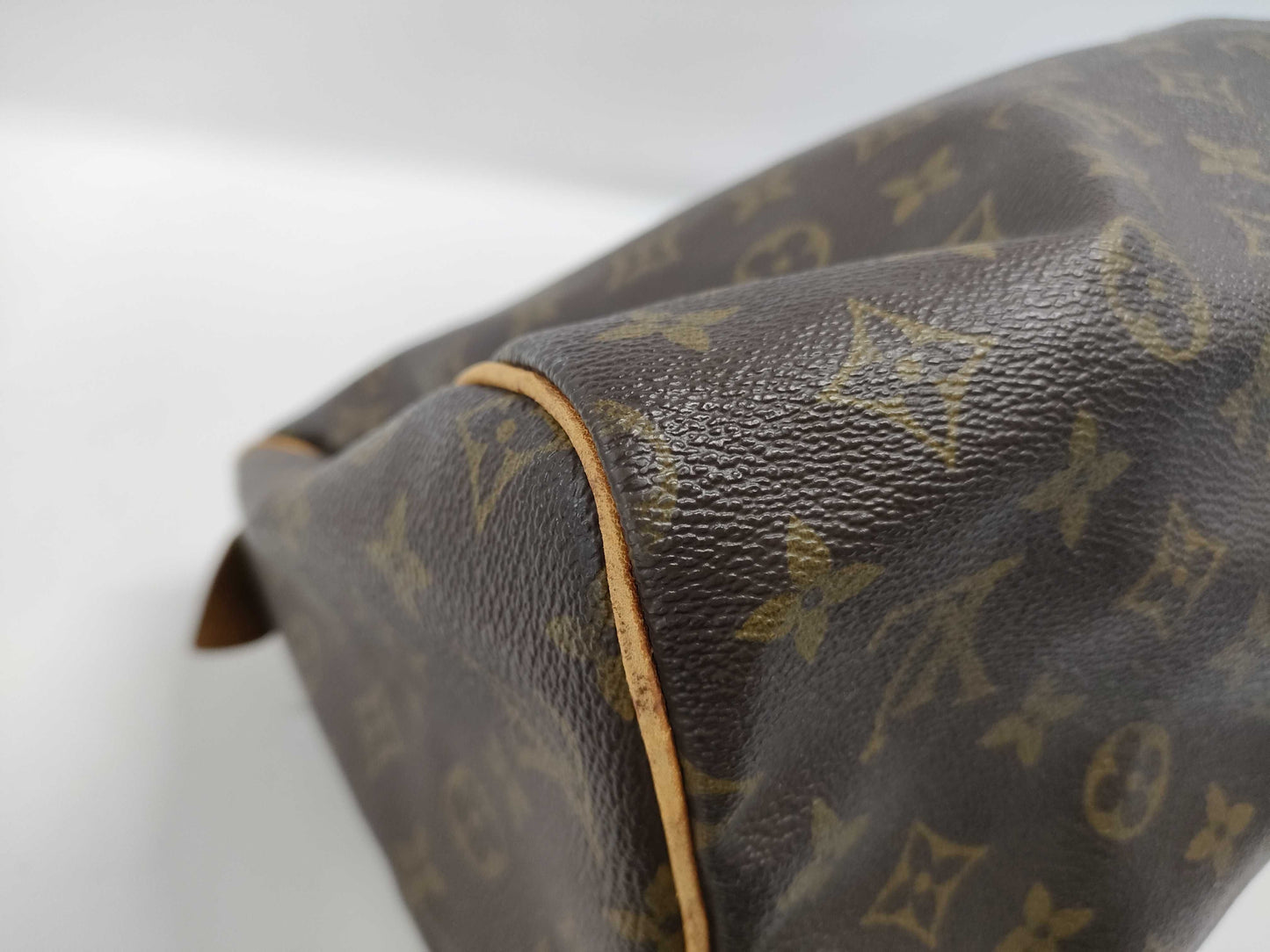 LOUIS VUITTON Monogram Speedy 30 Handbag