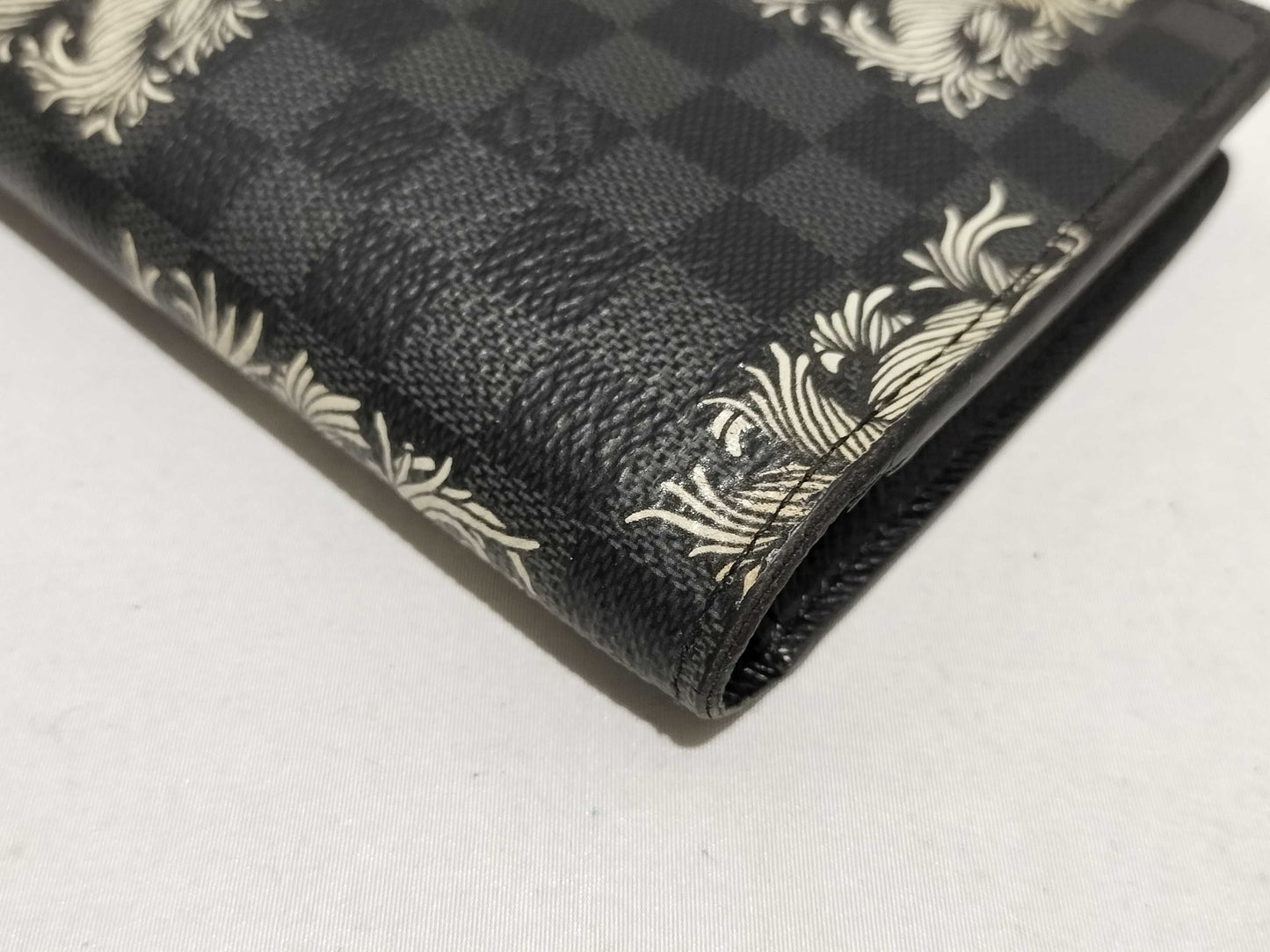 LOUIS VUITTON Damier Graphite Christopher Nemeth Collaboration Portefeuille Brazza N61211 Wallet