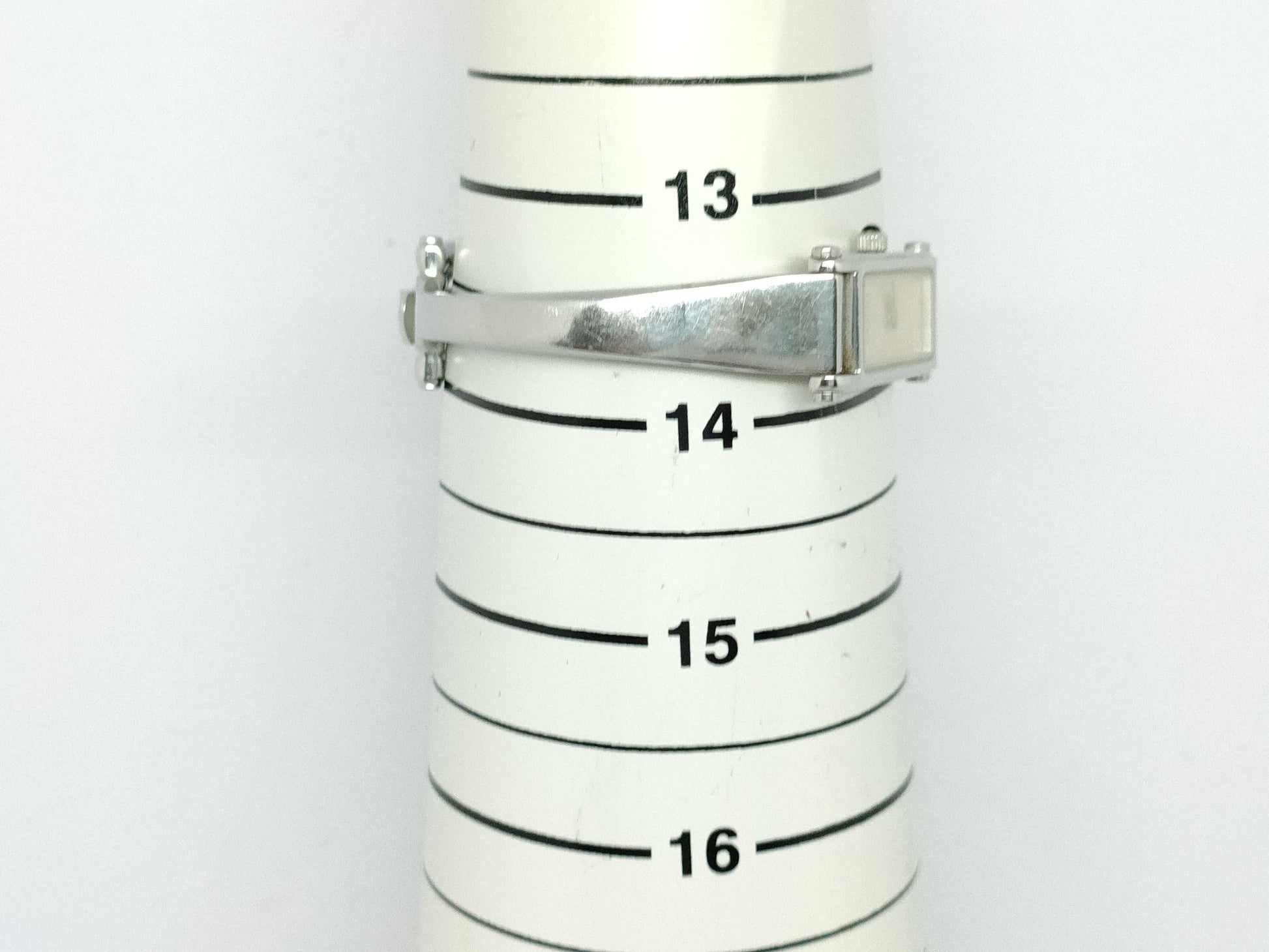 GUCCI 1500L Women's Watch