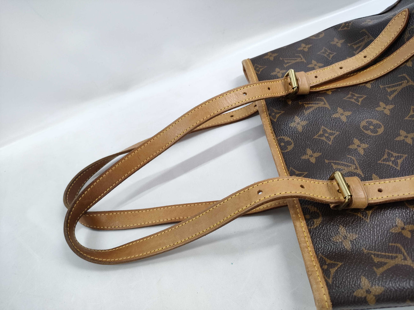 LOUIS VUITTON Monogram M42236 Bucket GM Tote Bag
