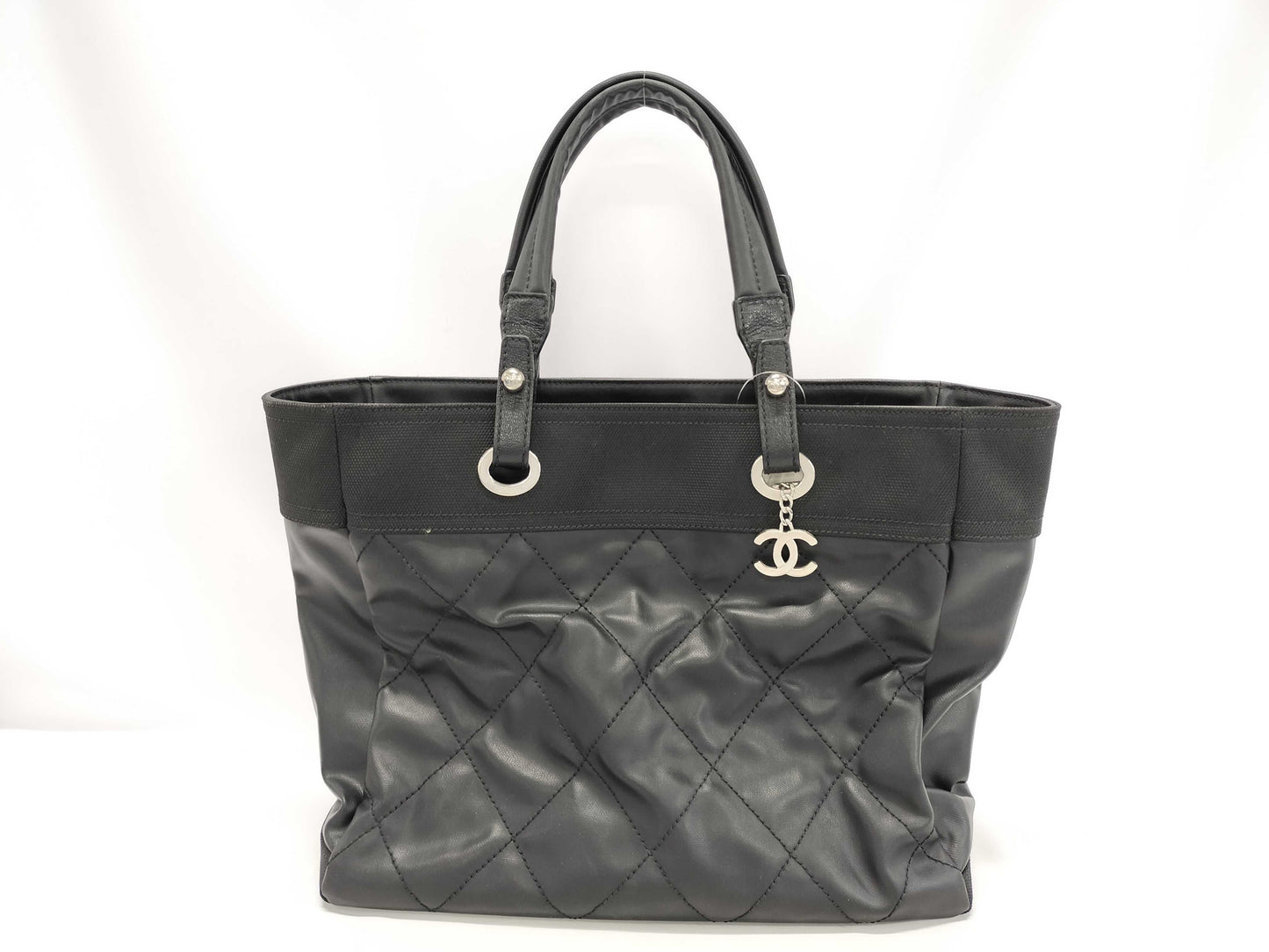 CHANEL Paris Biarritz MM 13601857 Tote Bag