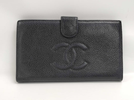 CHANEL Caviar Skin Long Wallet