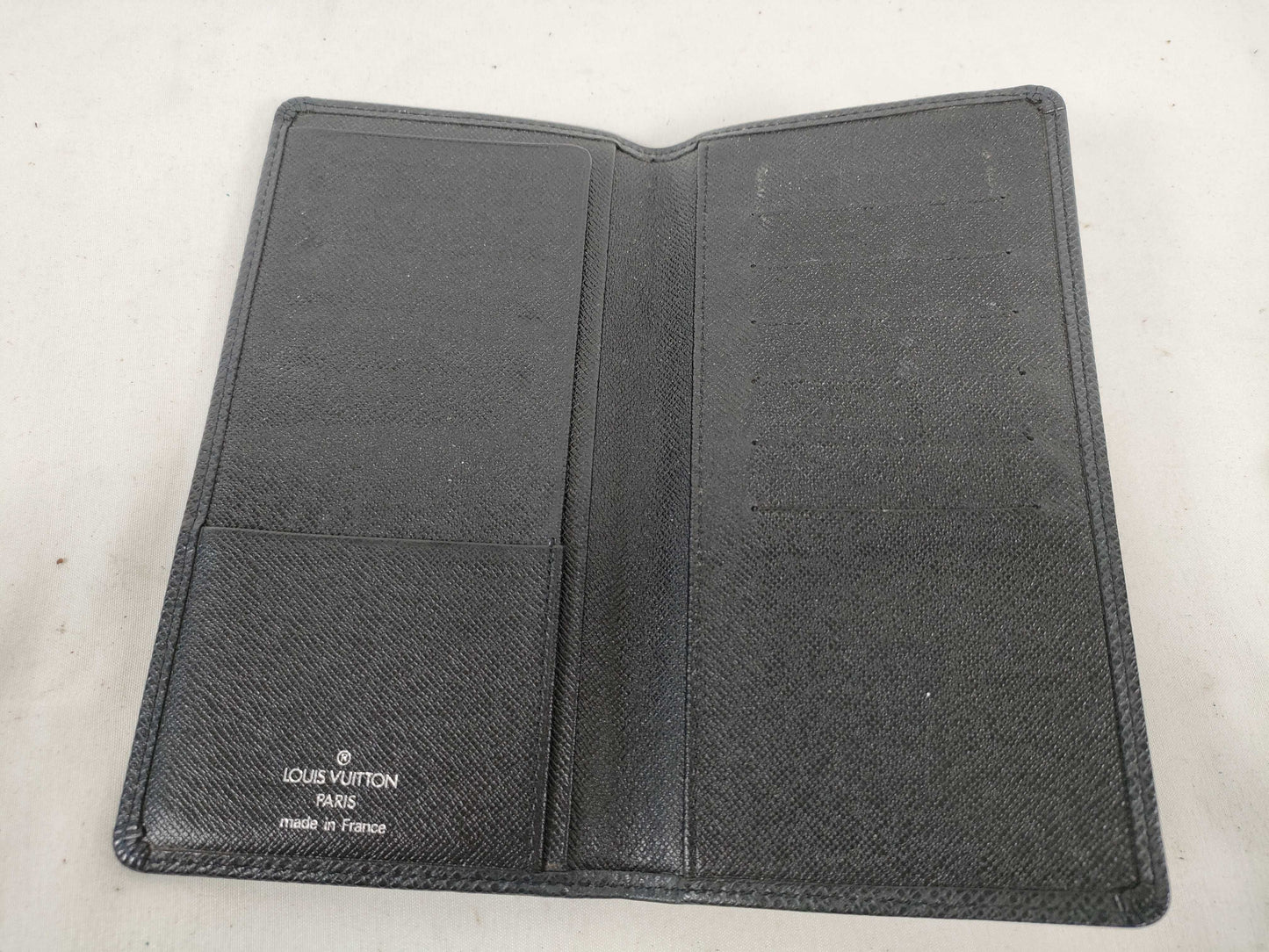 LOUIS VUITTON Taiga Prada/Gucci Billfold/Key Case Set Wallet