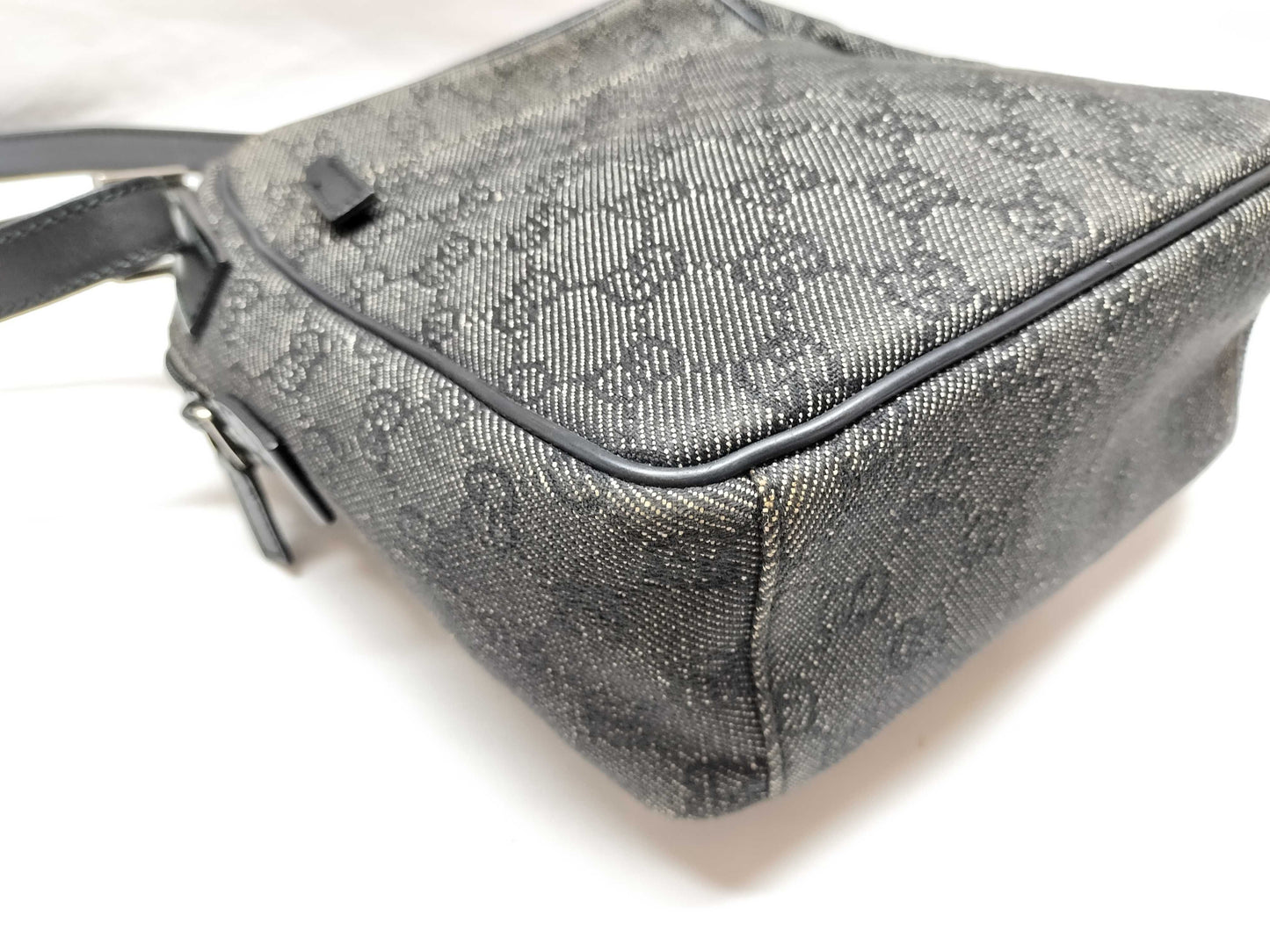 GUCCI GG Canvas 03136 Shoulder Bag