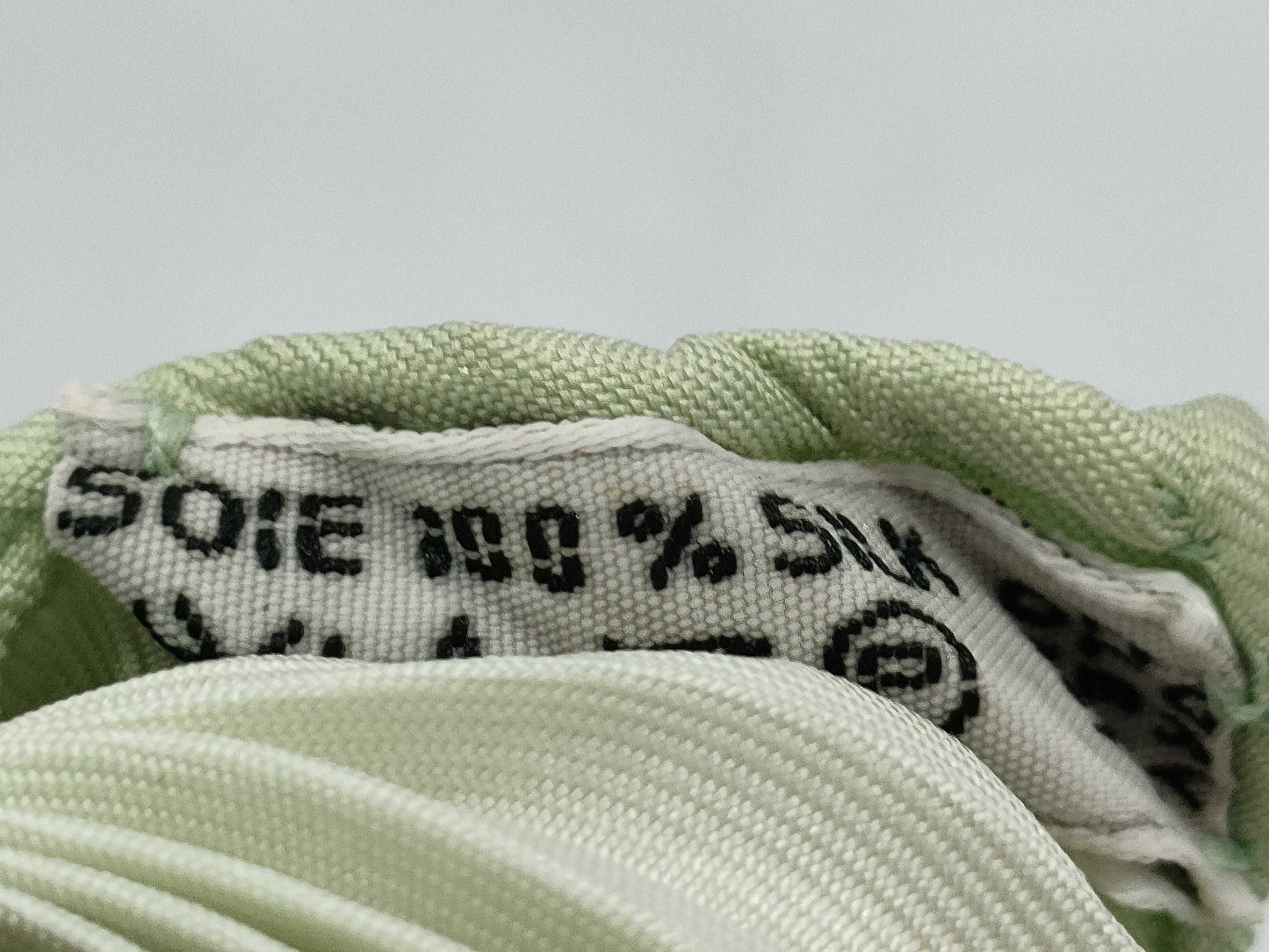 HERMES Pleated Carre Green Scarf