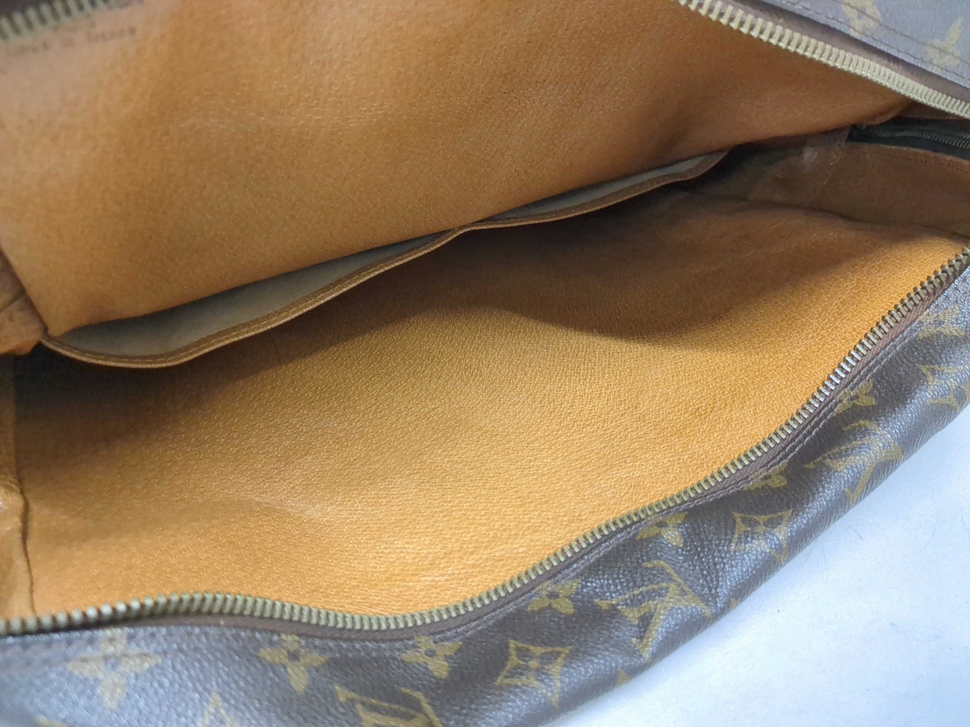 LOUIS VUITTON Monogram M45266 Danube Old Model/Grand Marceau Shoulder Bag