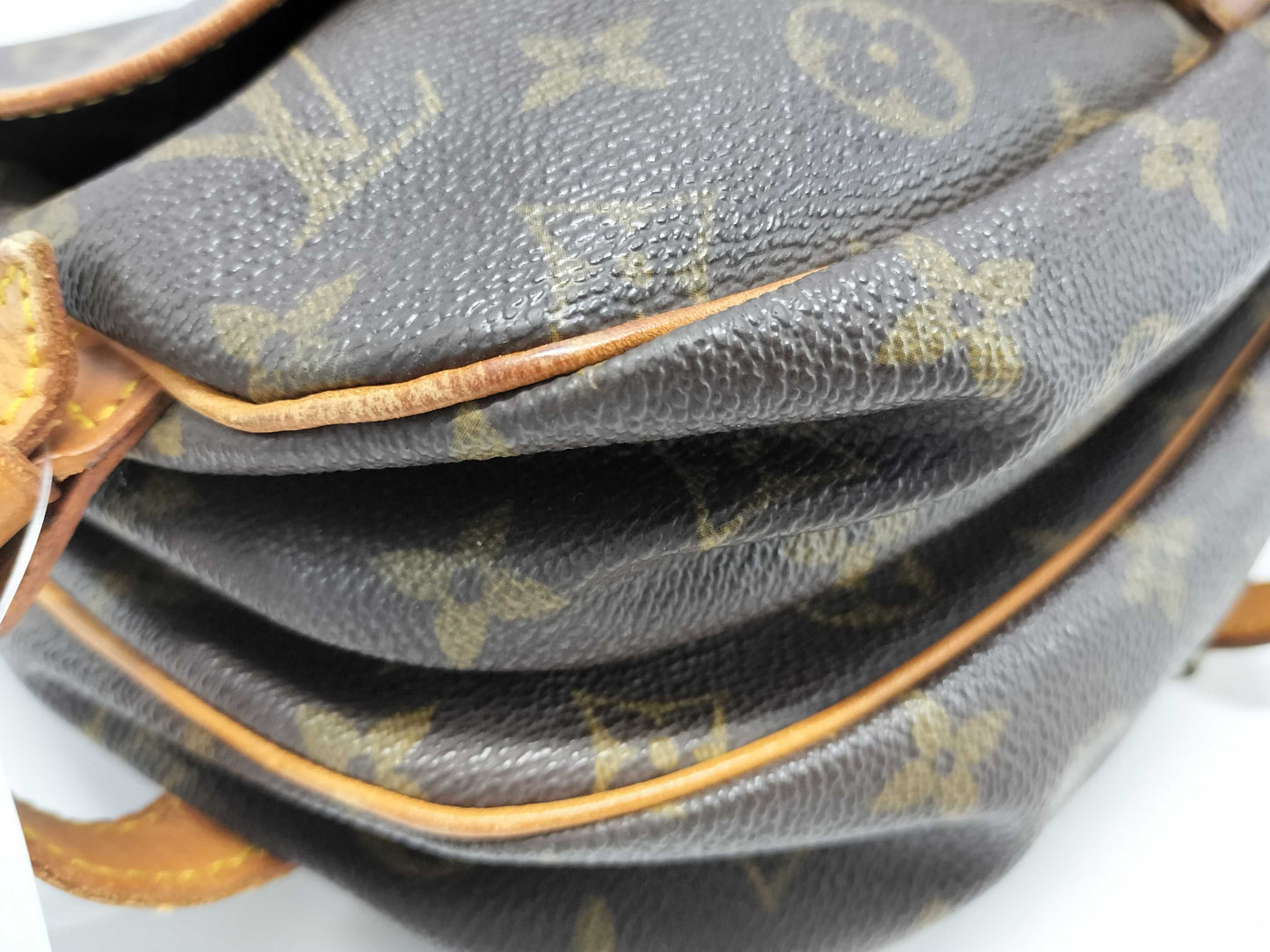 LOUIS VUITTON Monogram M42256 Saumur 30 Shoulder Bag