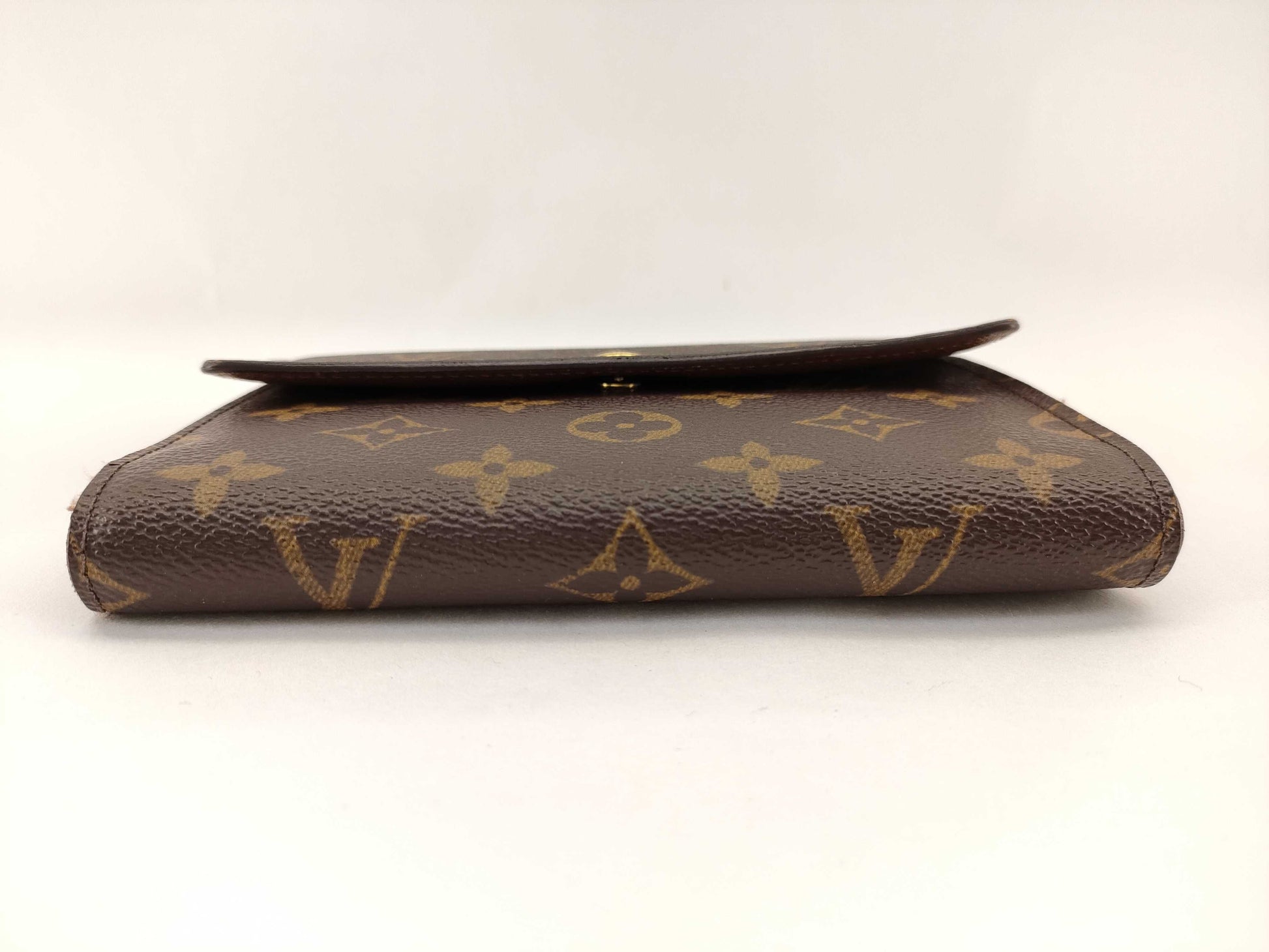 LOUIS VUITTON Monogram Tri-fold Wallet