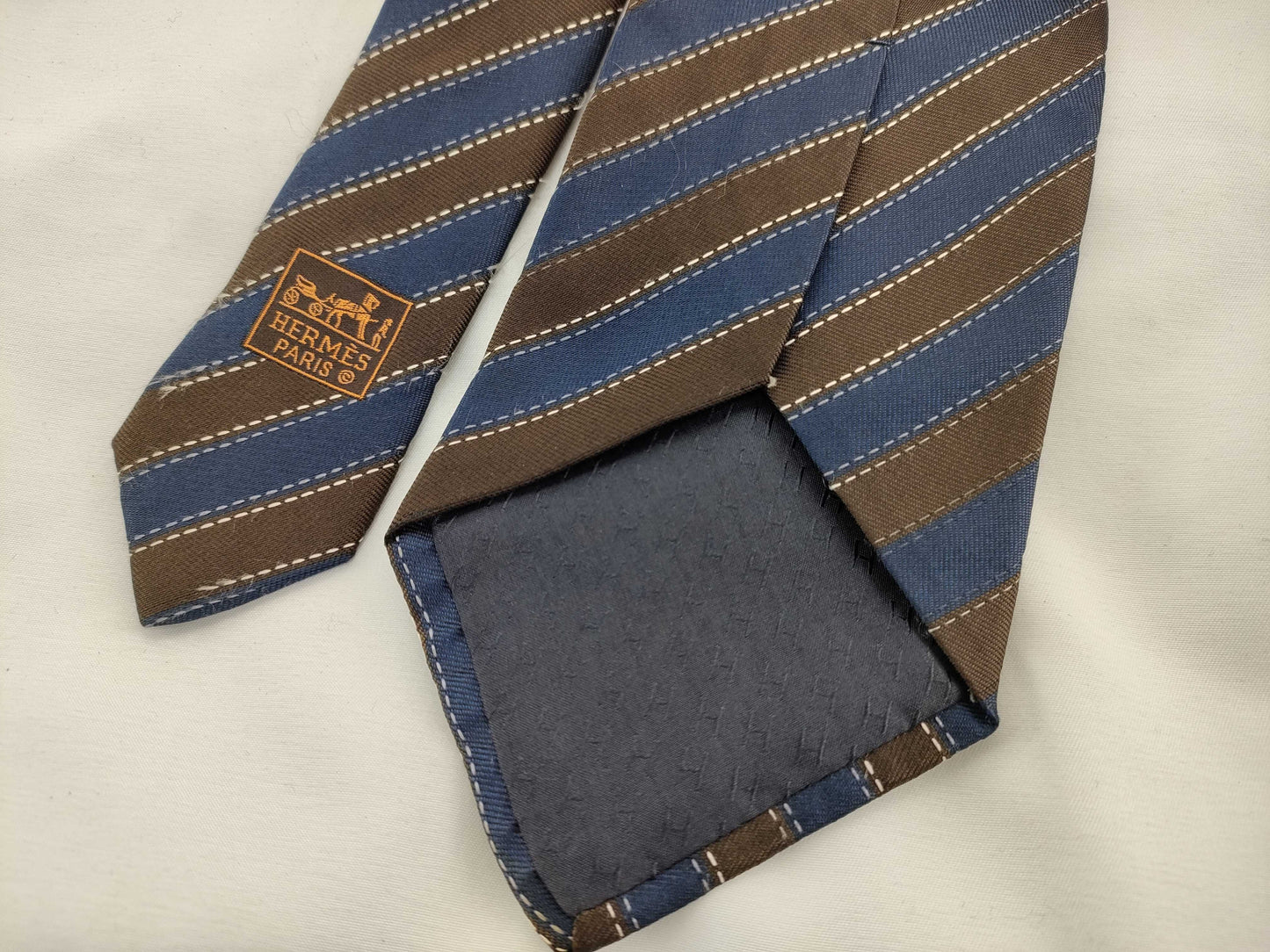 HERMES 758775T 100% Silk Tie