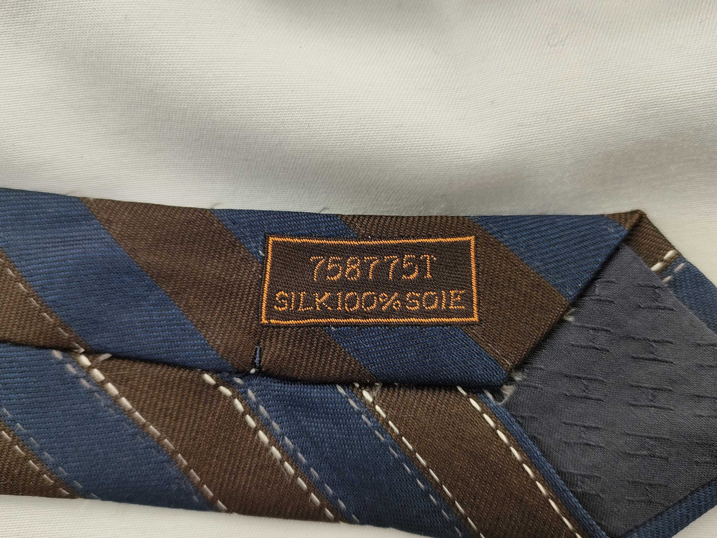 HERMES 758775T 100% Silk Tie
