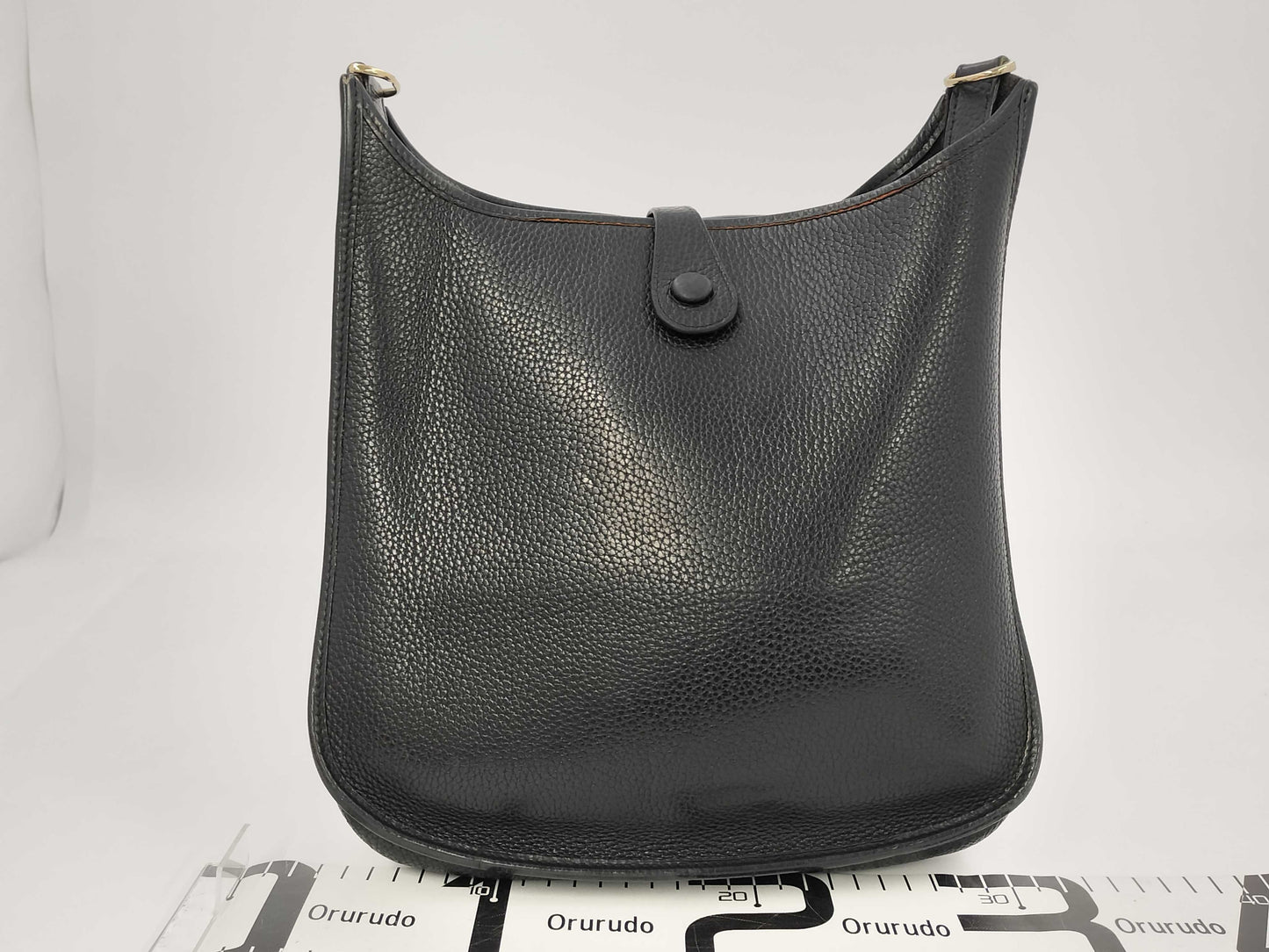 HERMES Evelyn I Black? I Stamped Shoulder Bag