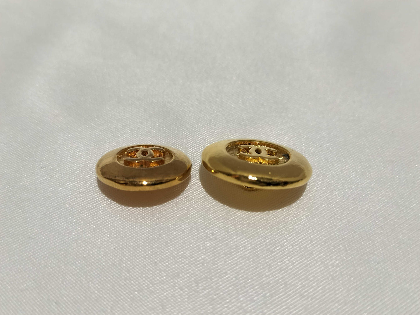 CHANEL Coco Mark Chanel Coco Mark GP Button Gold 2 Pieces Other Accessories
