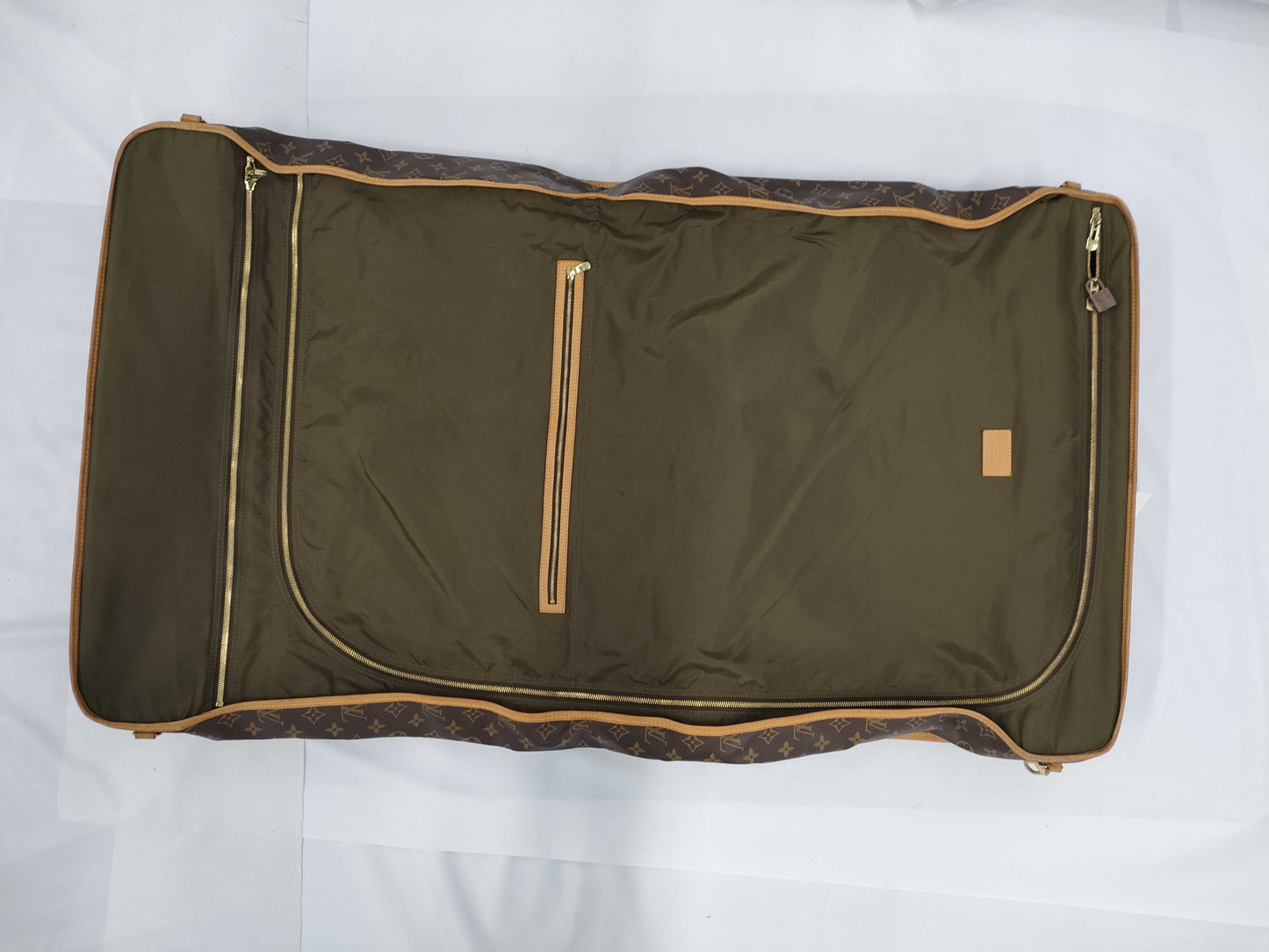 LOUIS VUITTON Monogram Garment Bag