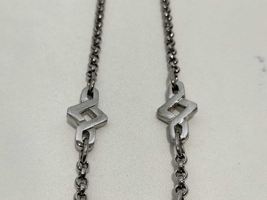 GIVENCHY Necklace/Plated/Silver Necklace