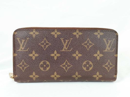 LOUIS VUITTON Monogram Zippy Wallet