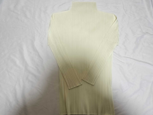 ISSEY MIYAKE pleats please long-sleeved white shirt