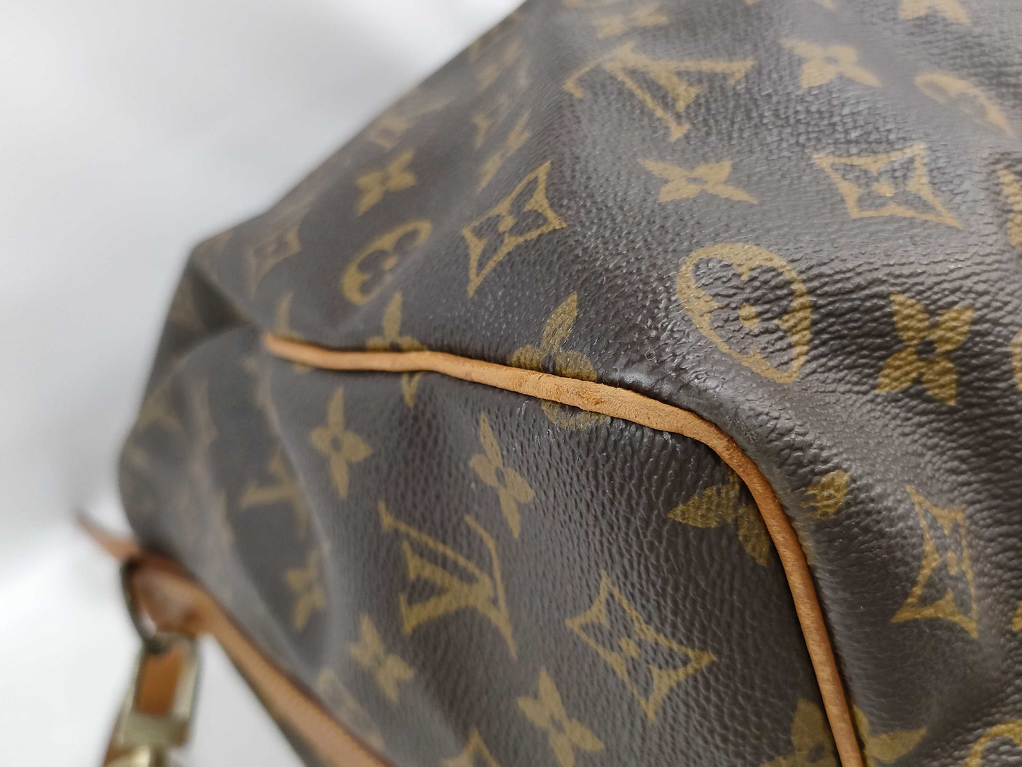 LOUIS VUITTON Monogram Keepall Bandouliere 50 Boston Bag with Strap
