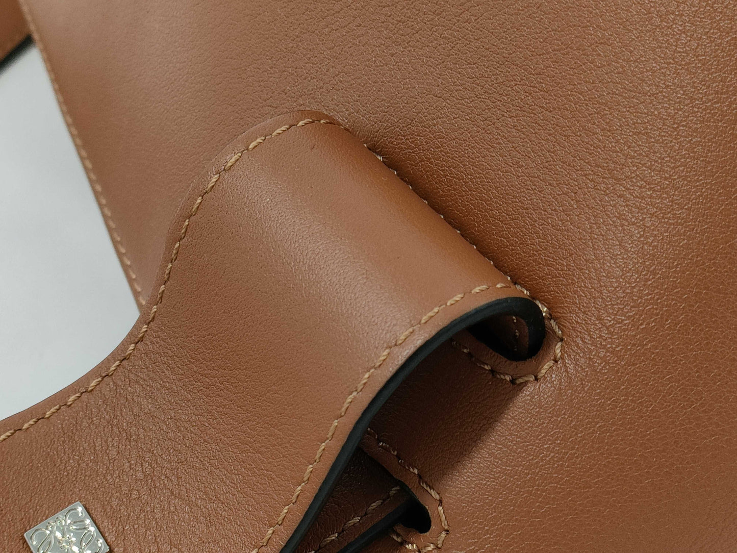 LOEWE Anton Sling Soft Grain Calfskin Body Bag/Waist Bag