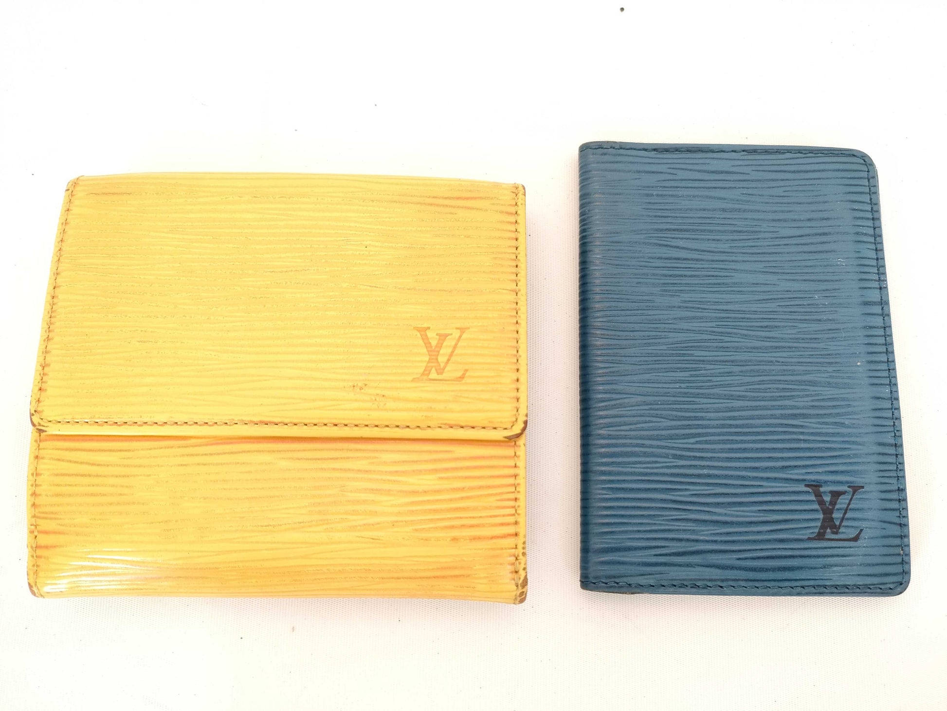 LOUIS VUITTON Epi Wallet * Pass Case Wallet