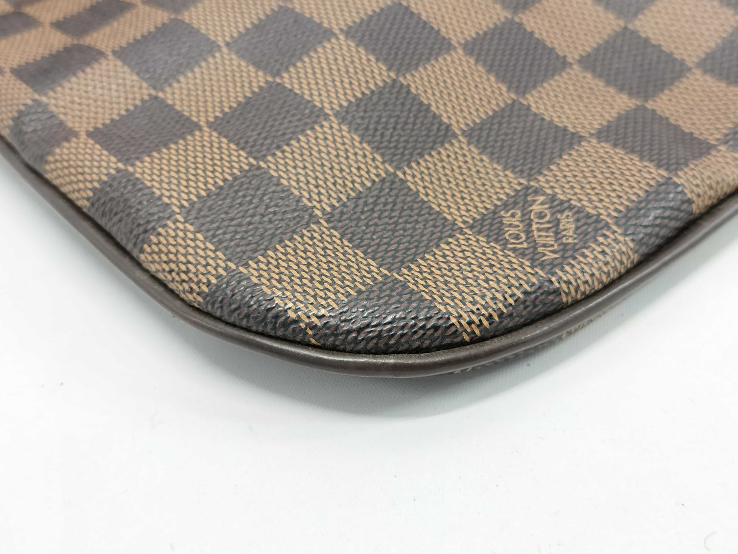 LOUIS VUITTON Damier N51111 Pochette Bosphore Shoulder Bag