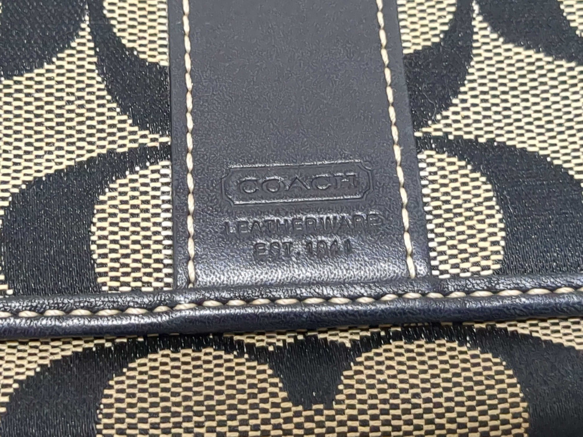 COACH Signature Bag/Wallet Set Shoulder Bag