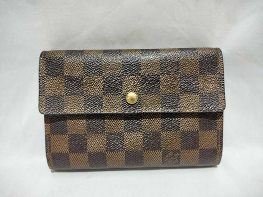LOUIS VUITTON Damier Tri-fold Wallet