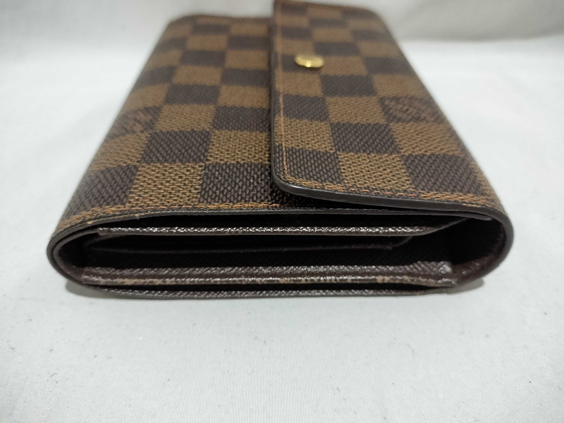 LOUIS VUITTON Damier Tri-fold Wallet