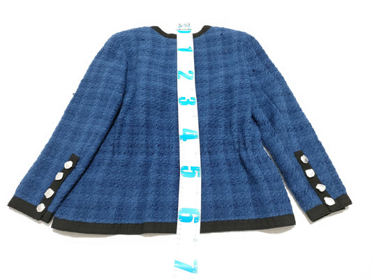 CHANEL BOUTIQUE Tweed No-Collar Button Jacket